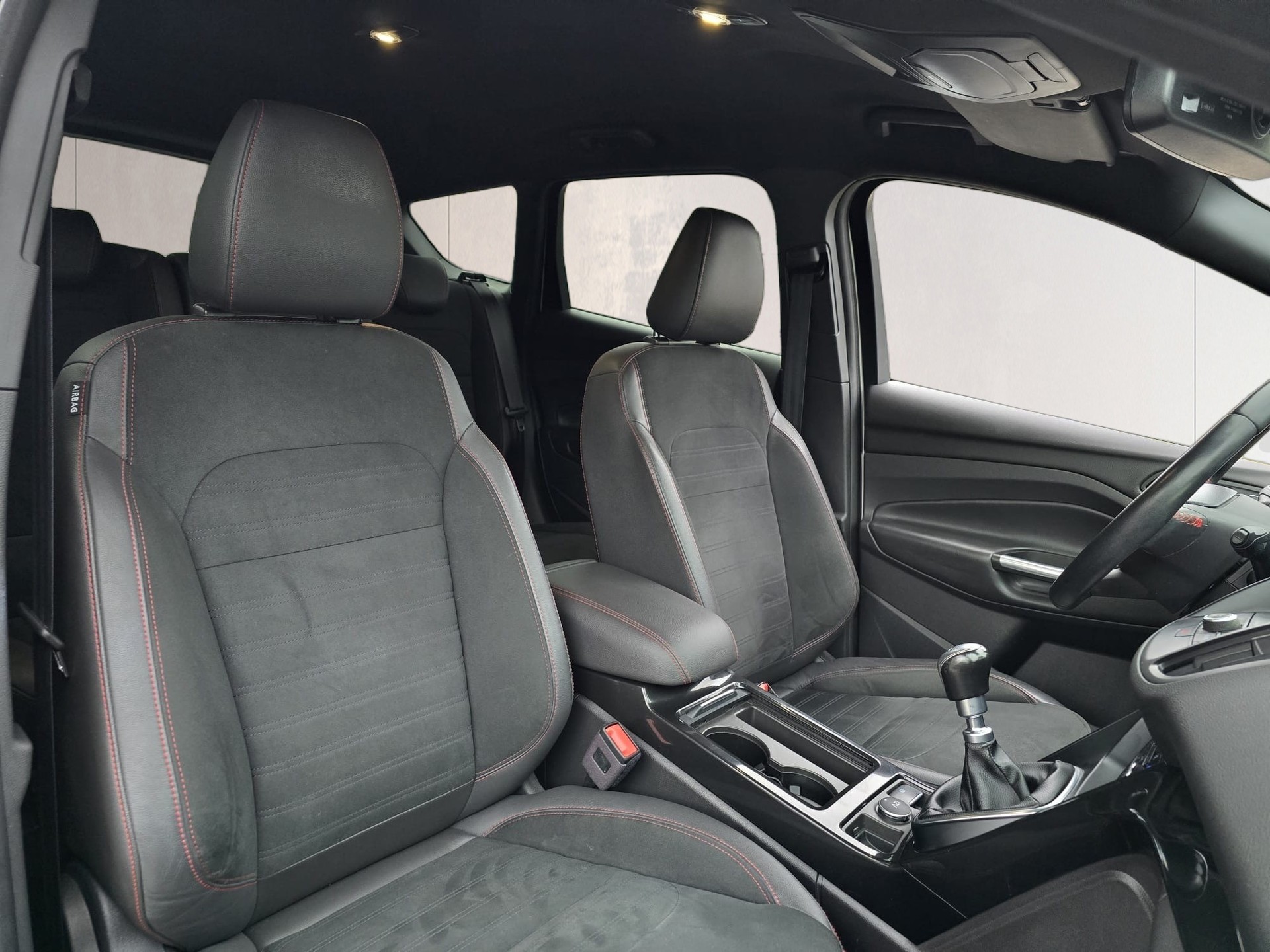 FORD Kuga 1.5 SCTi Trend 2WD-image-18
