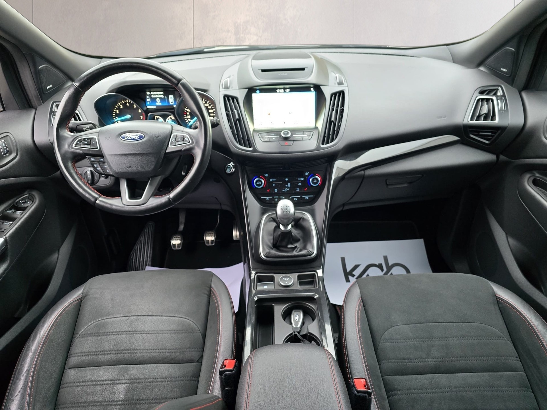 FORD Kuga 1.5 SCTi Trend 2WD-image-9