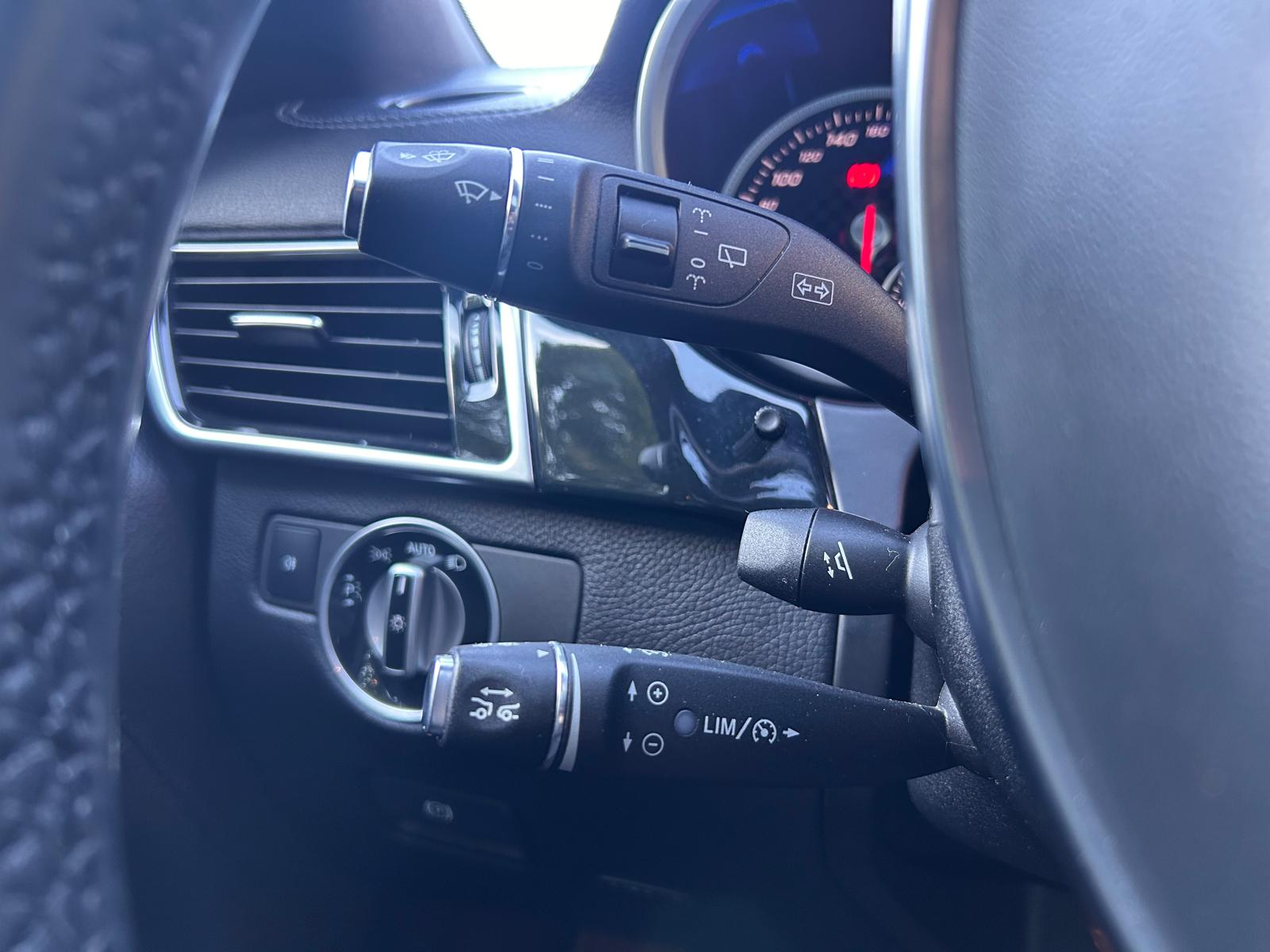MERCEDES-BENZ GLE 350 d Executive 4Matic 9G-Tronic-image-21