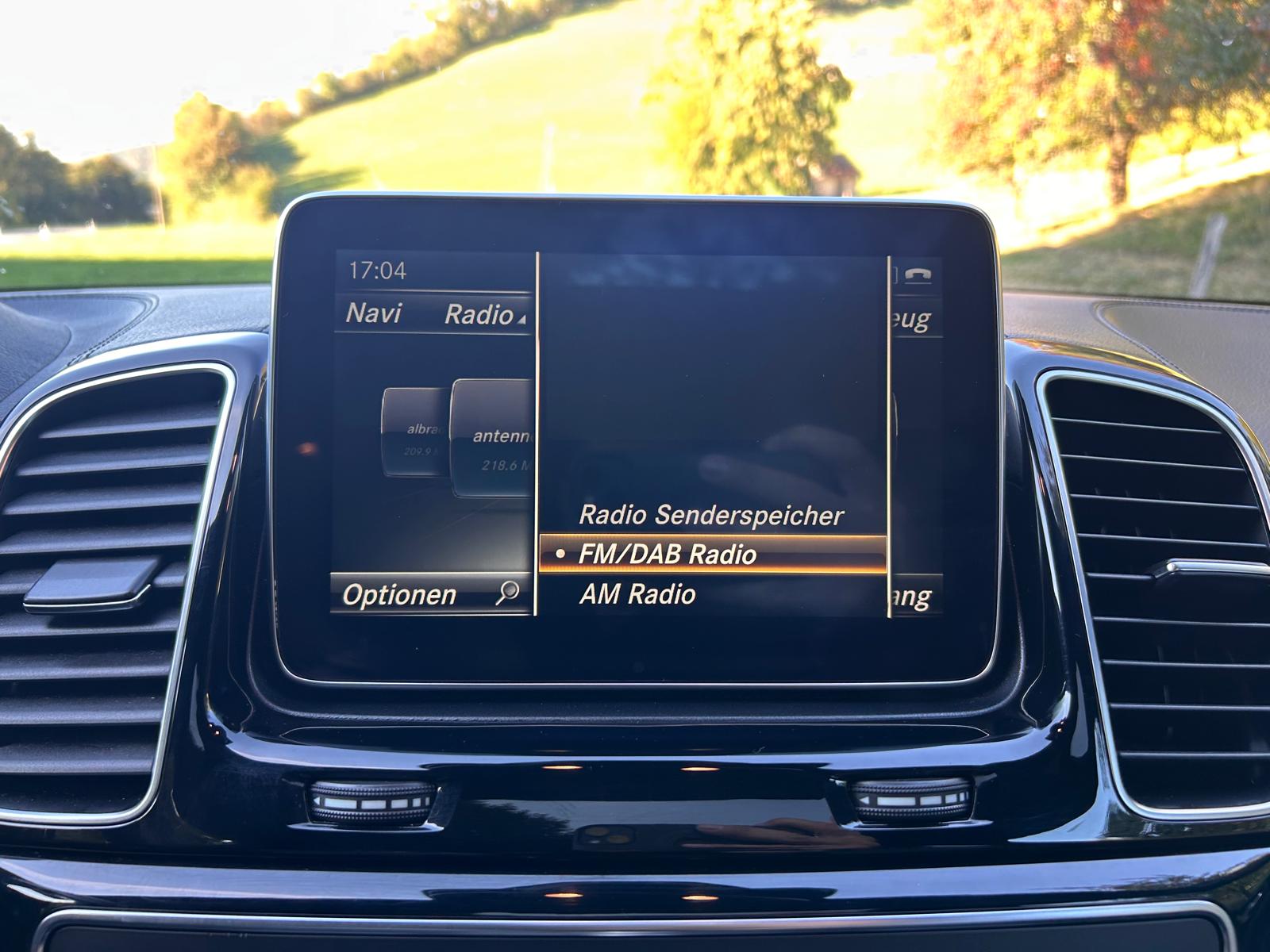 MERCEDES-BENZ GLE 350 d Executive 4Matic 9G-Tronic-image-28