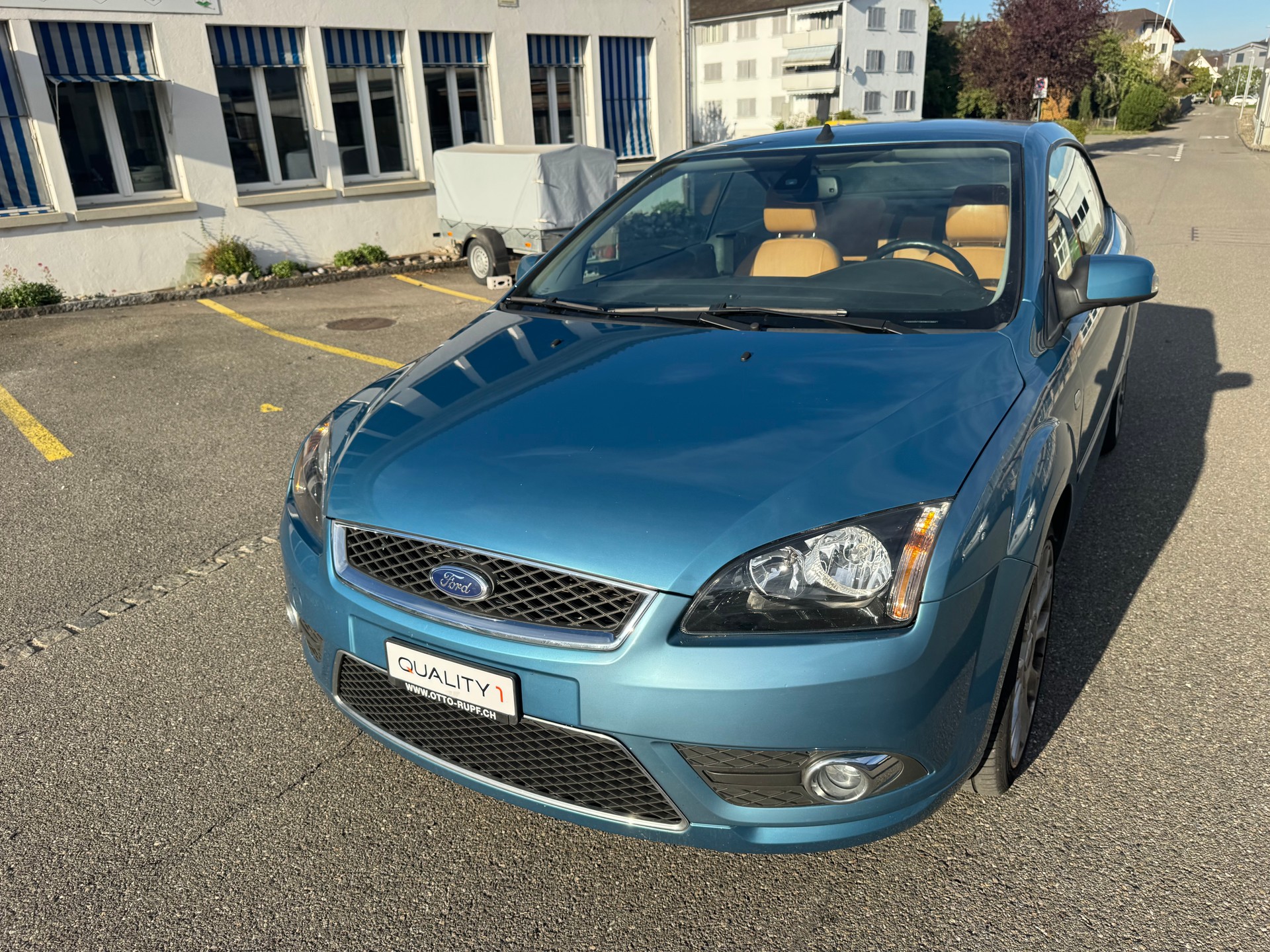 FORD Focus CC 2.0i Titanium-image-11