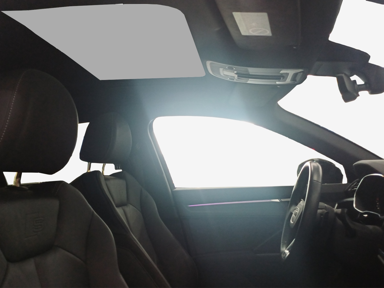AUDI Q3 45 TFSI S line quattro S-tronic-image-13