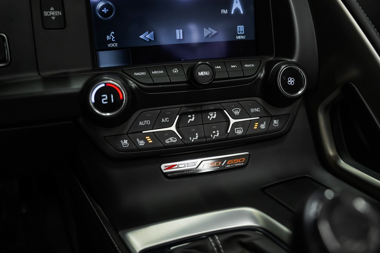 CHEVROLET Corvette Convertible Z06 3LZ Automatic-image-20