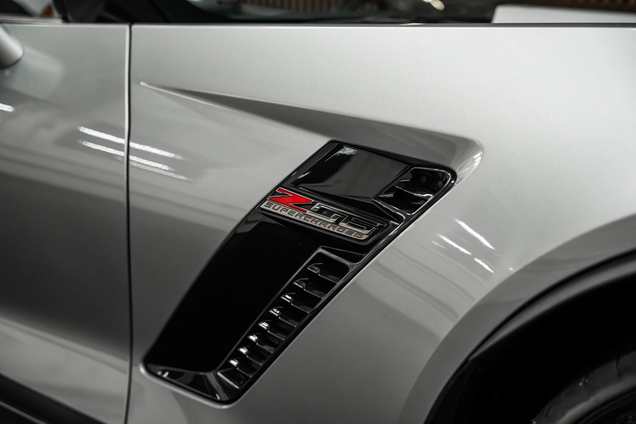 CHEVROLET Corvette Convertible Z06 3LZ Automatic-image-33