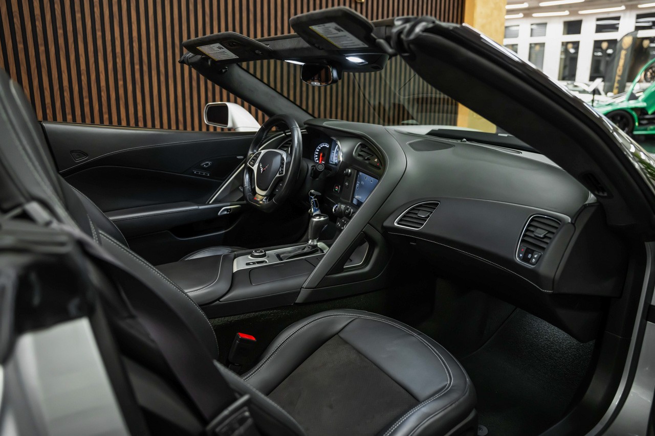 CHEVROLET Corvette Convertible Z06 3LZ Automatic-image-13