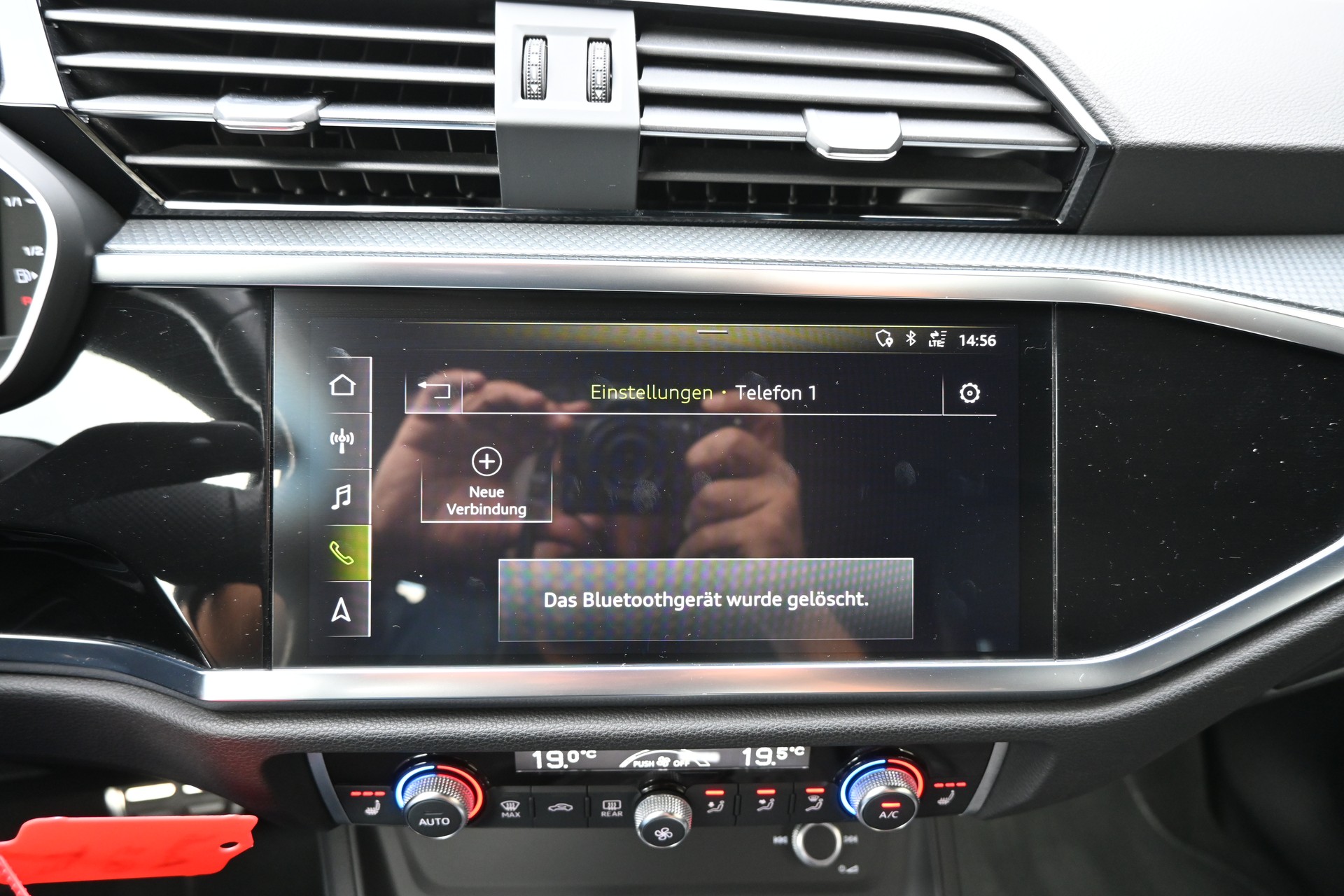 AUDI Q3 40 TFSI S line quattro S-tronic + AHK 2100kg-image-29