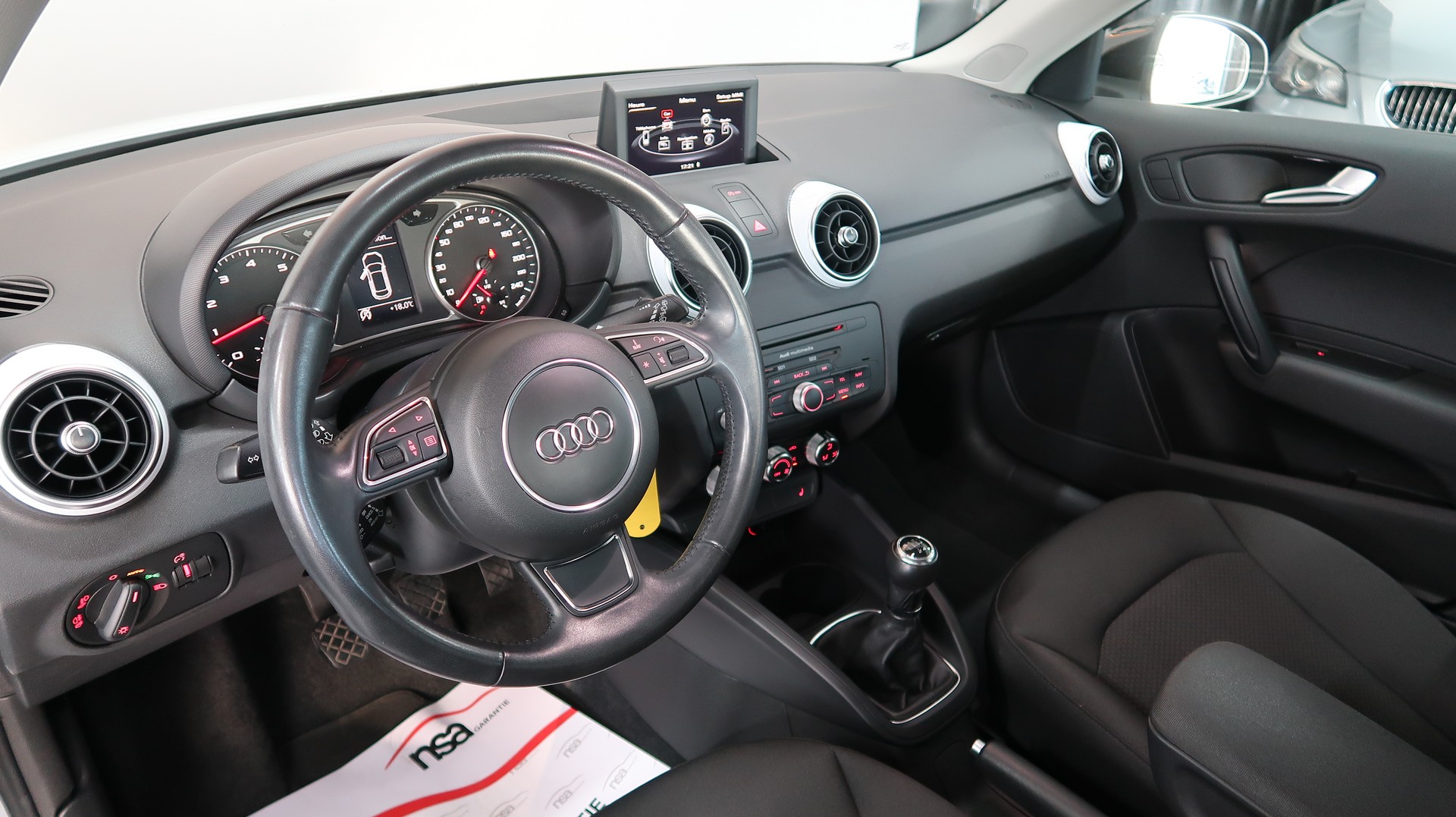 AUDI A1 Sportback 1.2 TFSI / CH / EXPERTISE / MFK-image-19