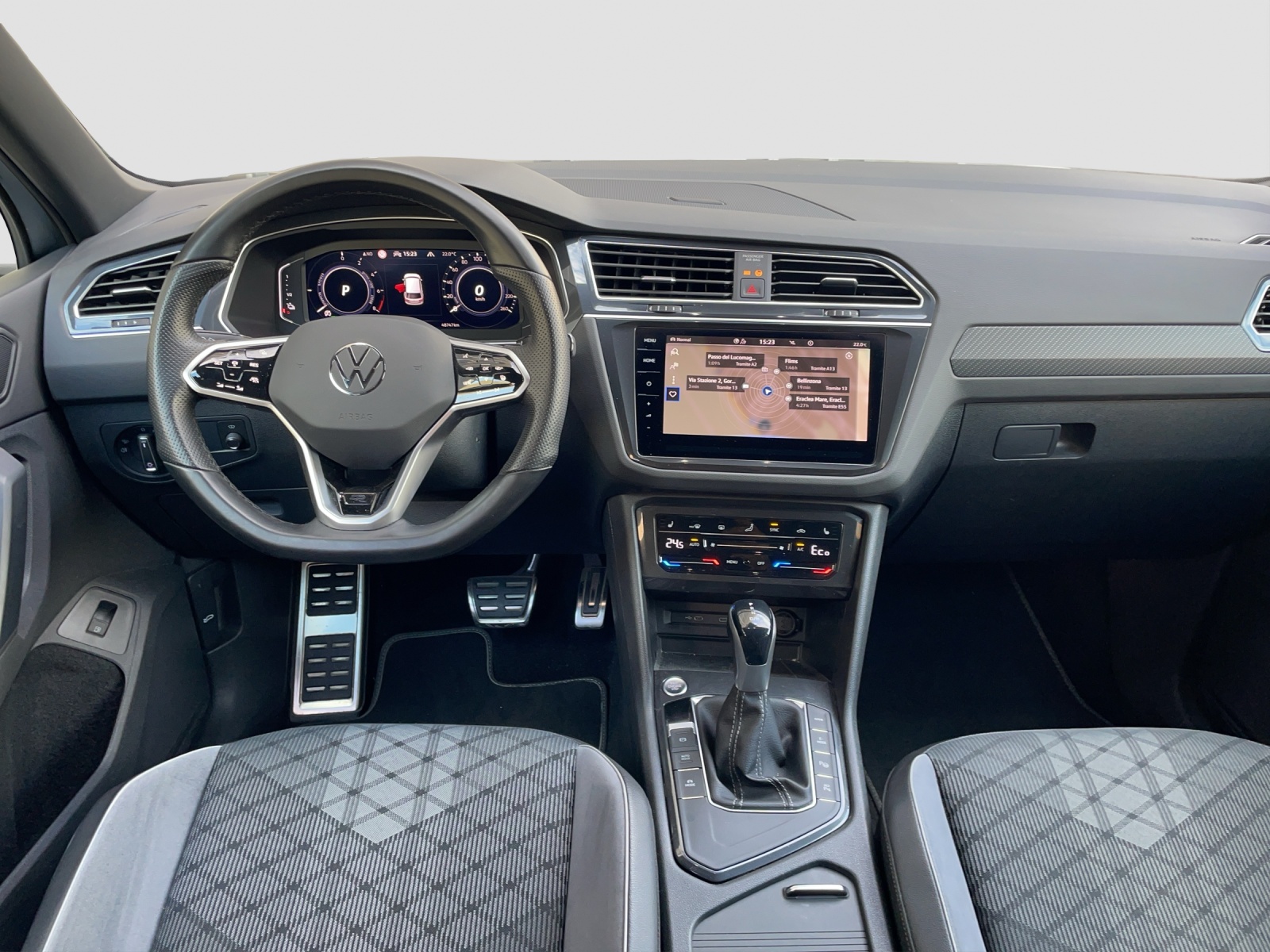 VW Tiguan 1.4TSI PHEV R-Line DSG-image-8
