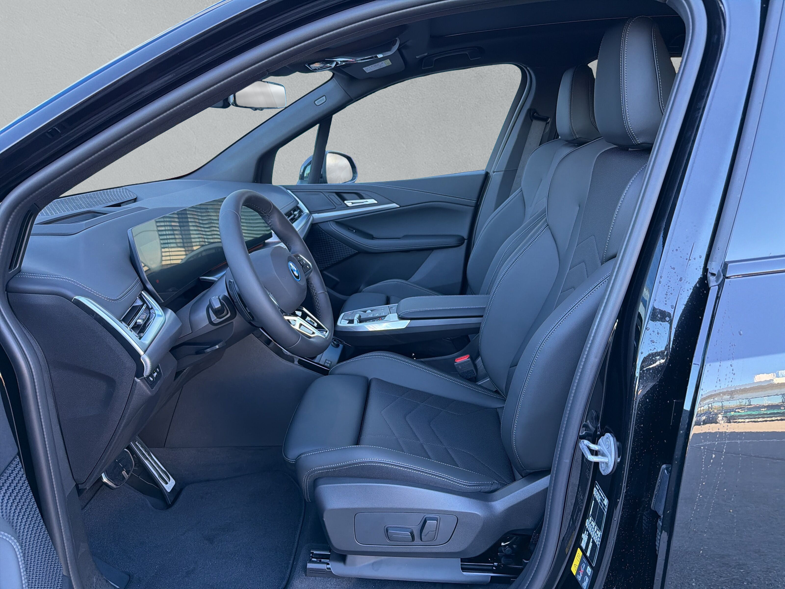 BMW 225e xDrive Active Tourer M Sport-image-11