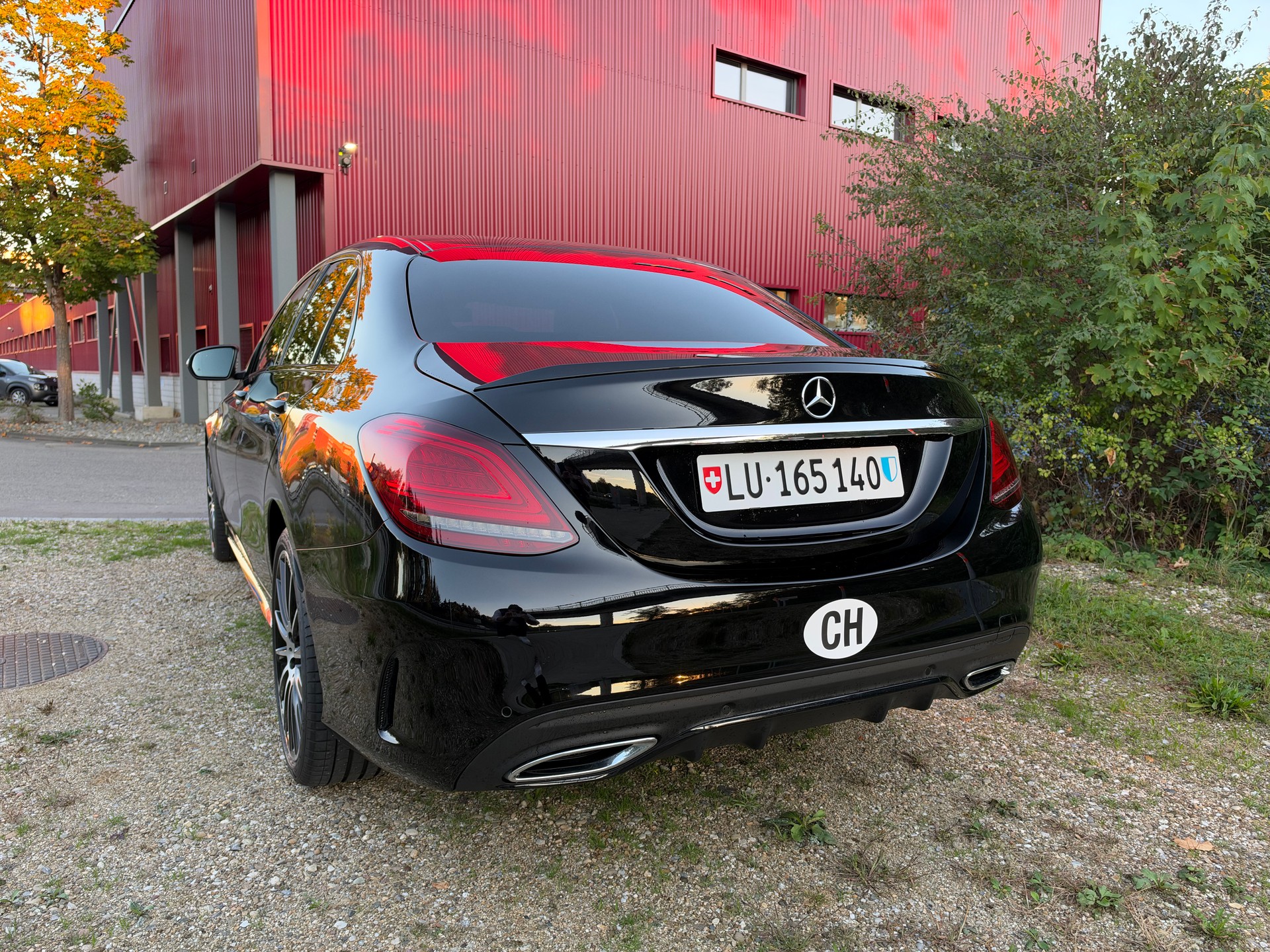 MERCEDES-BENZ C 200 Swiss Star AMG Line 4m-image-3
