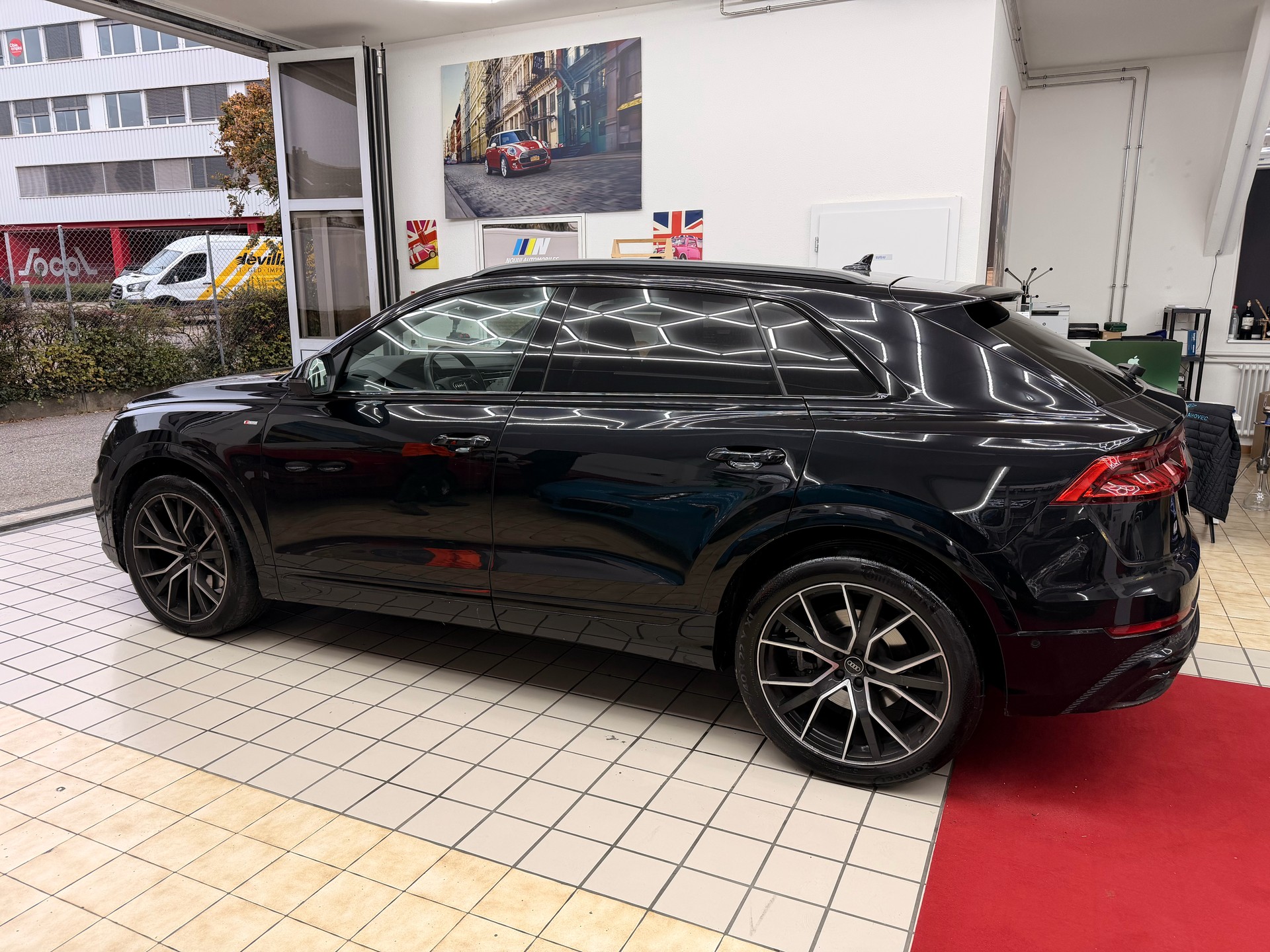 AUDI Q8 50 TDI quattro tiptronic-image-2