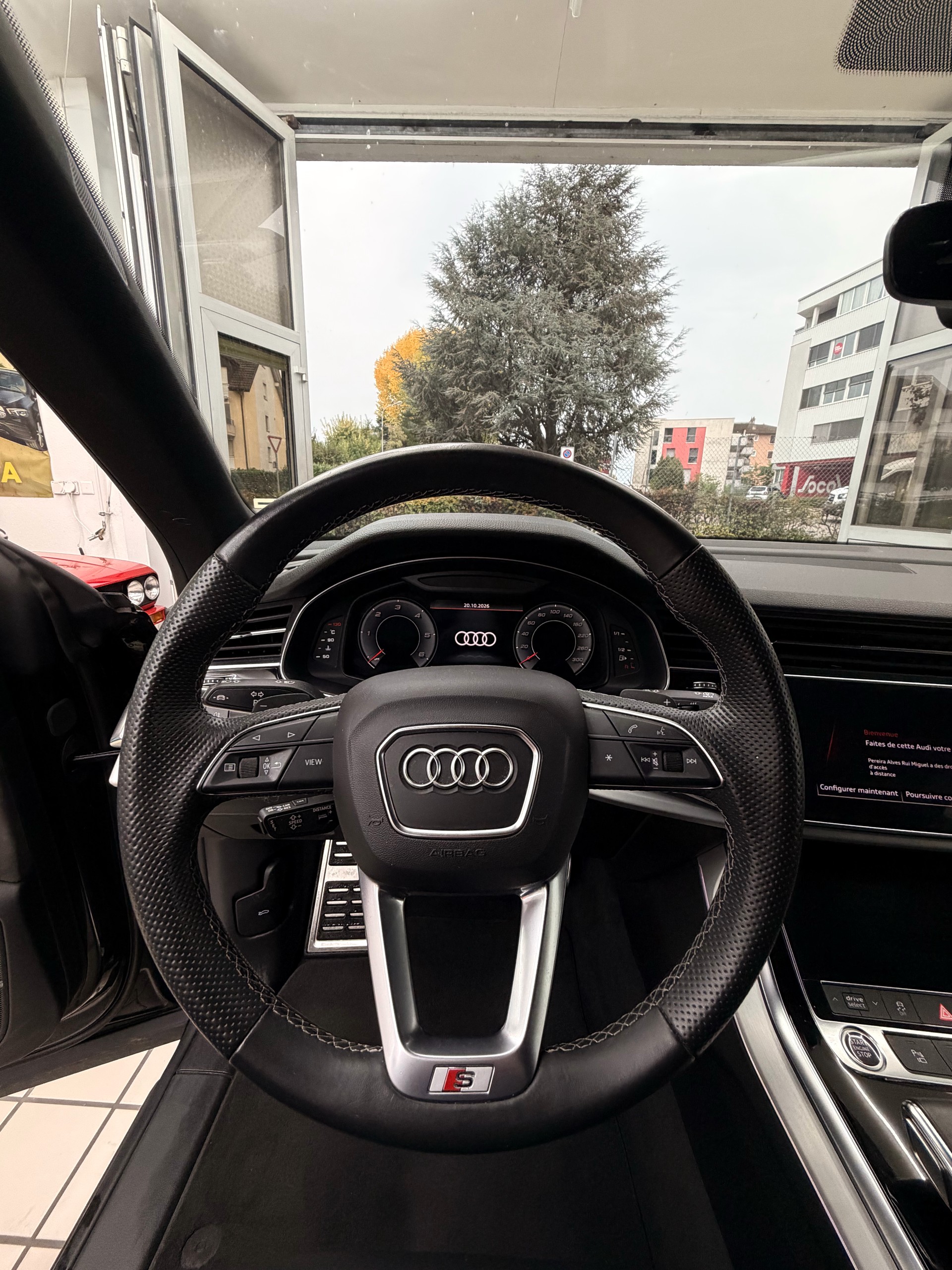 AUDI Q8 50 TDI quattro tiptronic-image-11