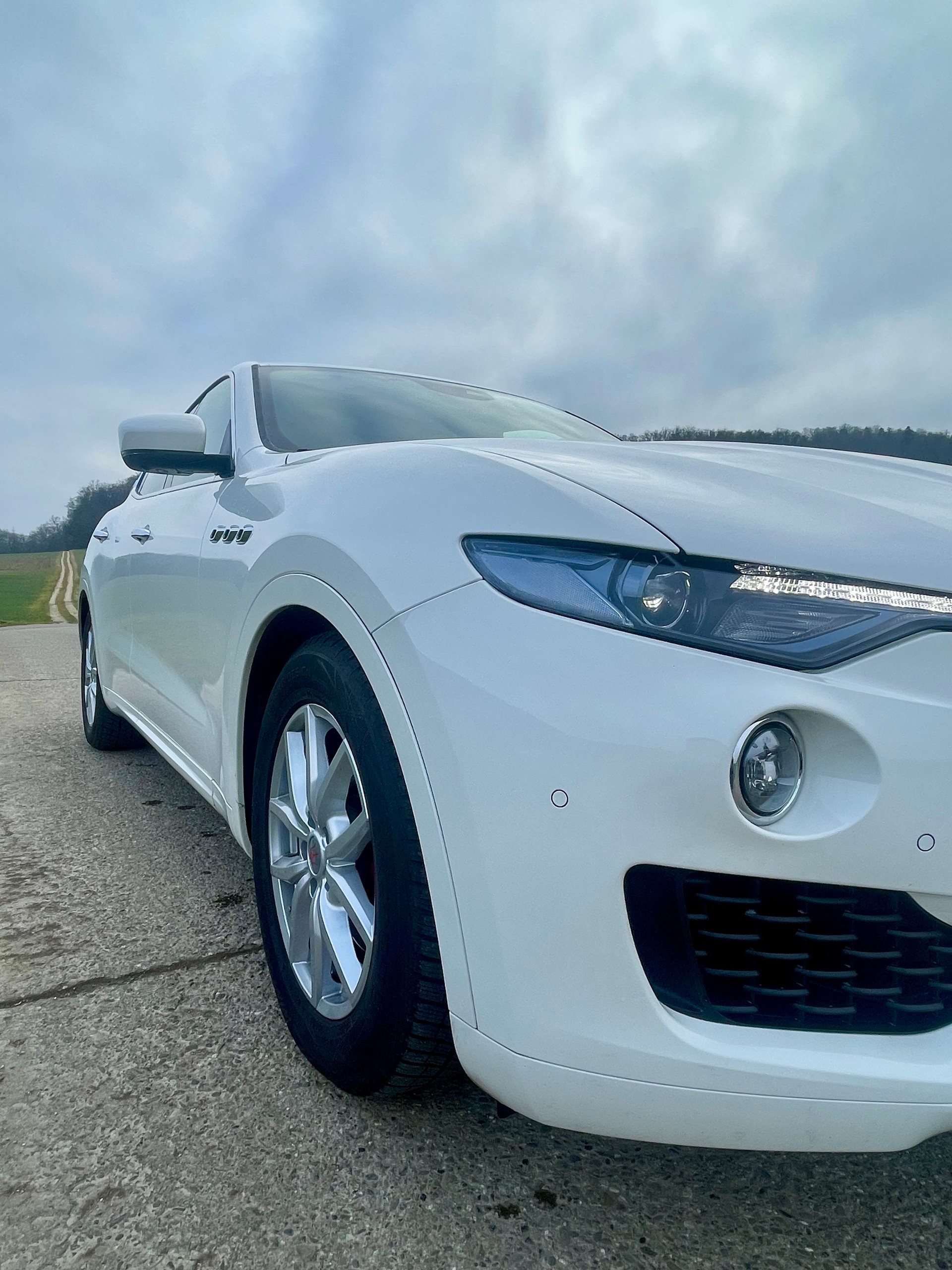 MASERATI Levante D 3.0 V6 Automatica-image-2