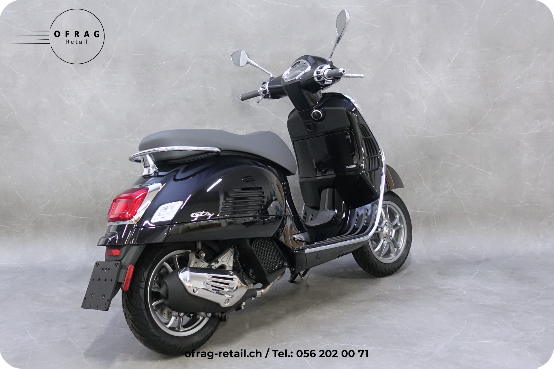 PIAGGIO Vespa GTS 125-showroom-element-1