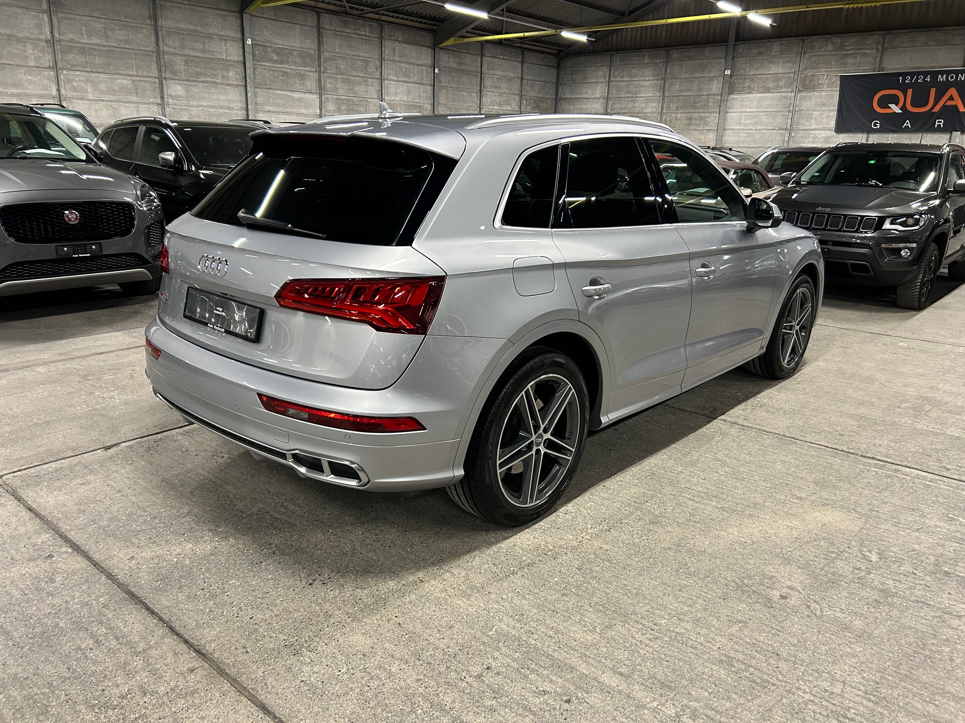 AUDI SQ5 3.0 TFSI quattro S-tronic-image-4