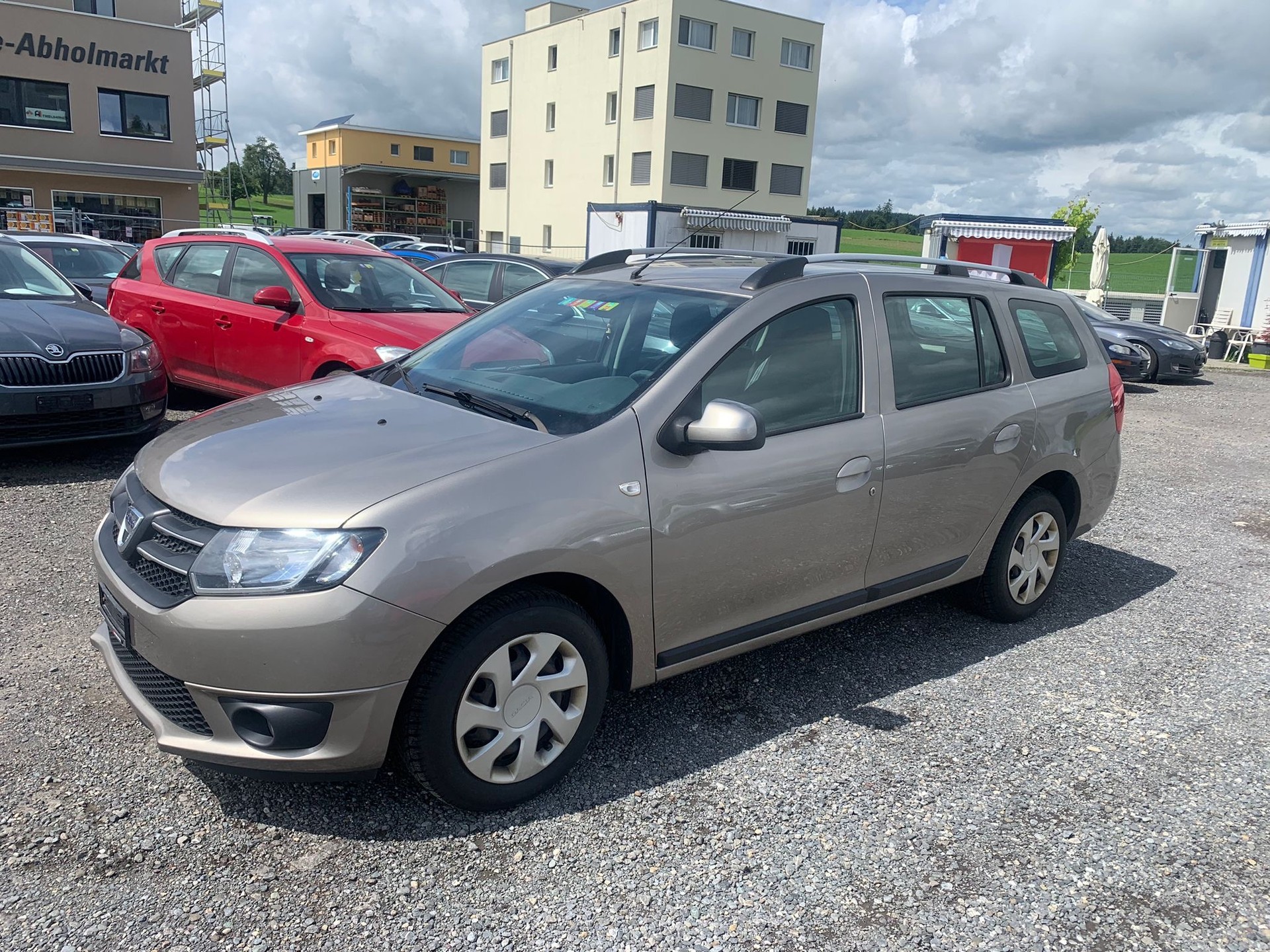 DACIA Logan MCV 0.9 Lauréate-image-0