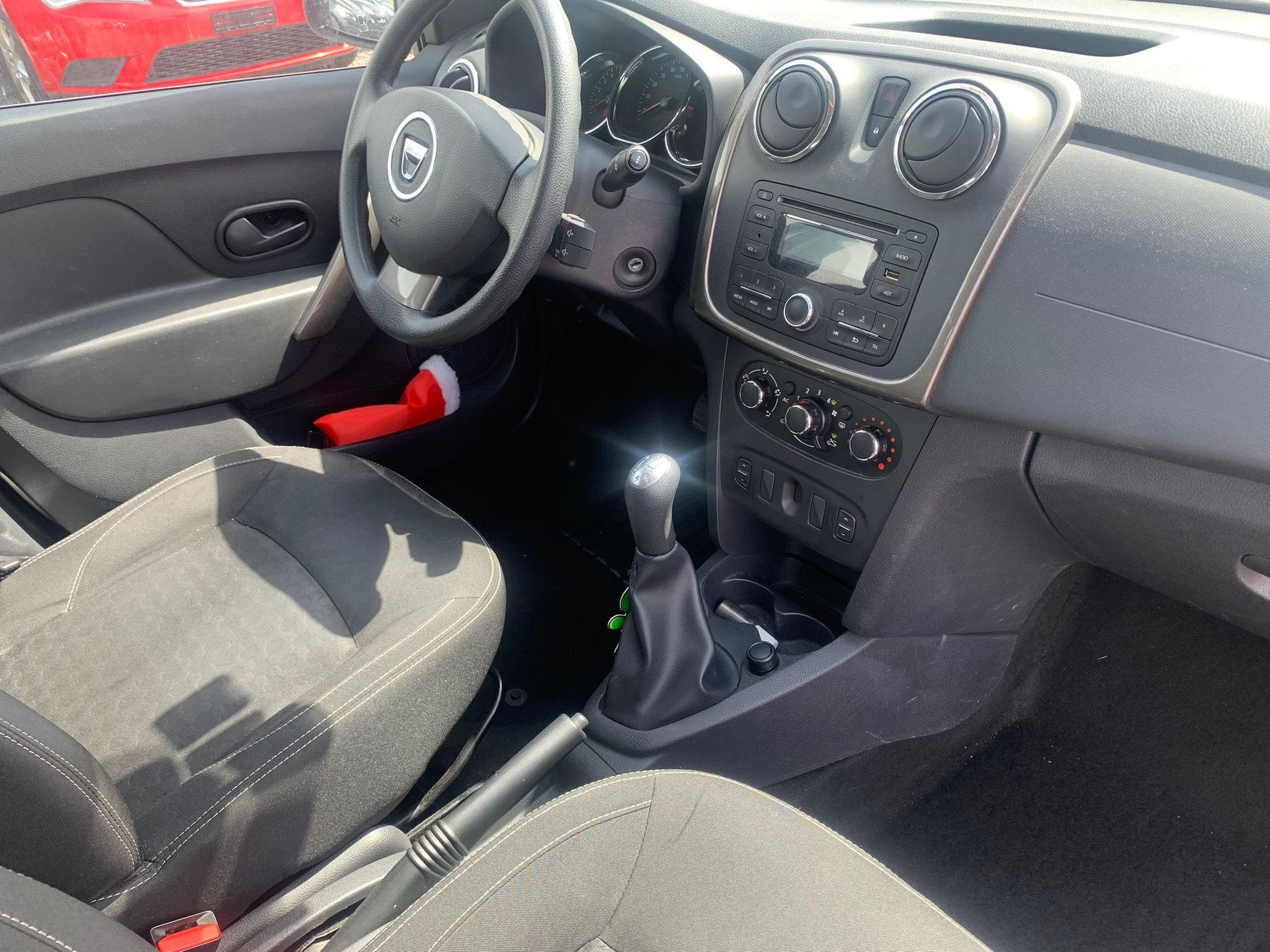 DACIA Logan MCV 0.9 Lauréate-image-7
