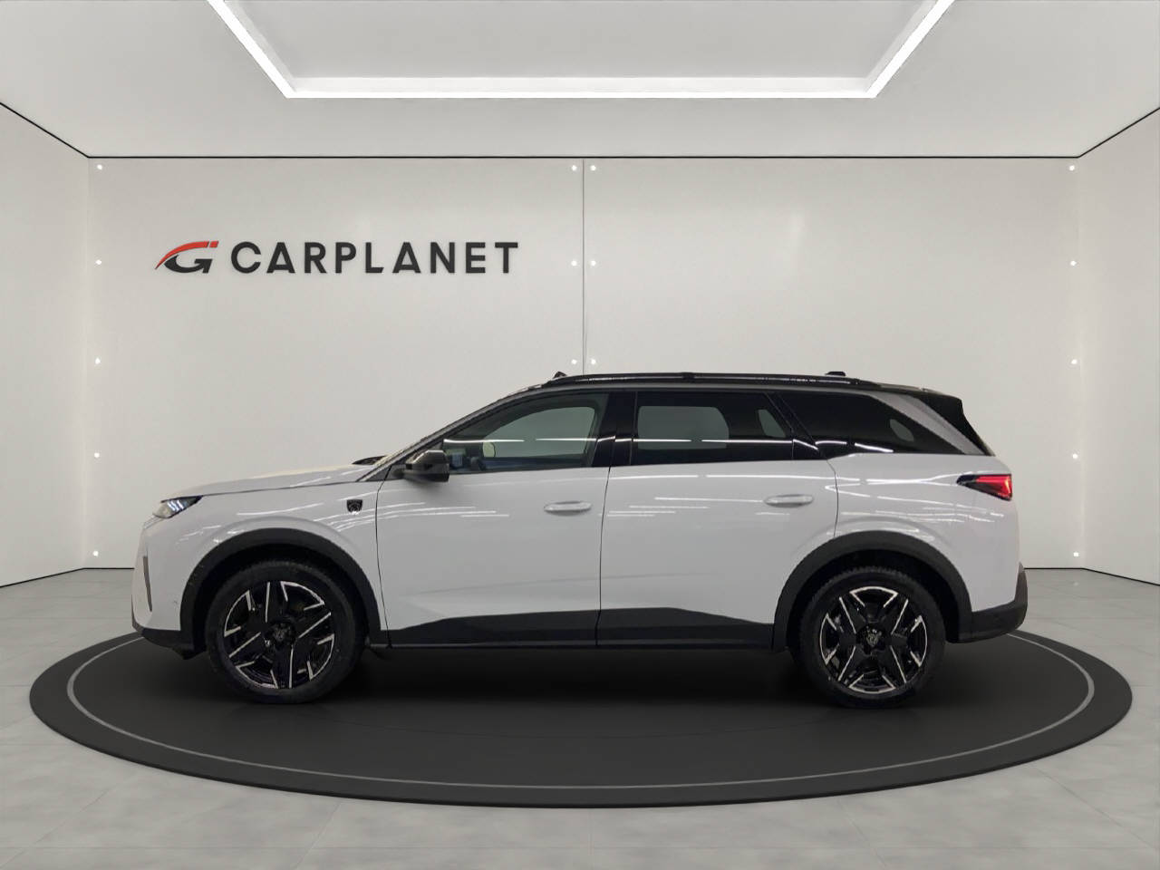 PEUGEOT 5008 1.2 Hybrid GT-image-1