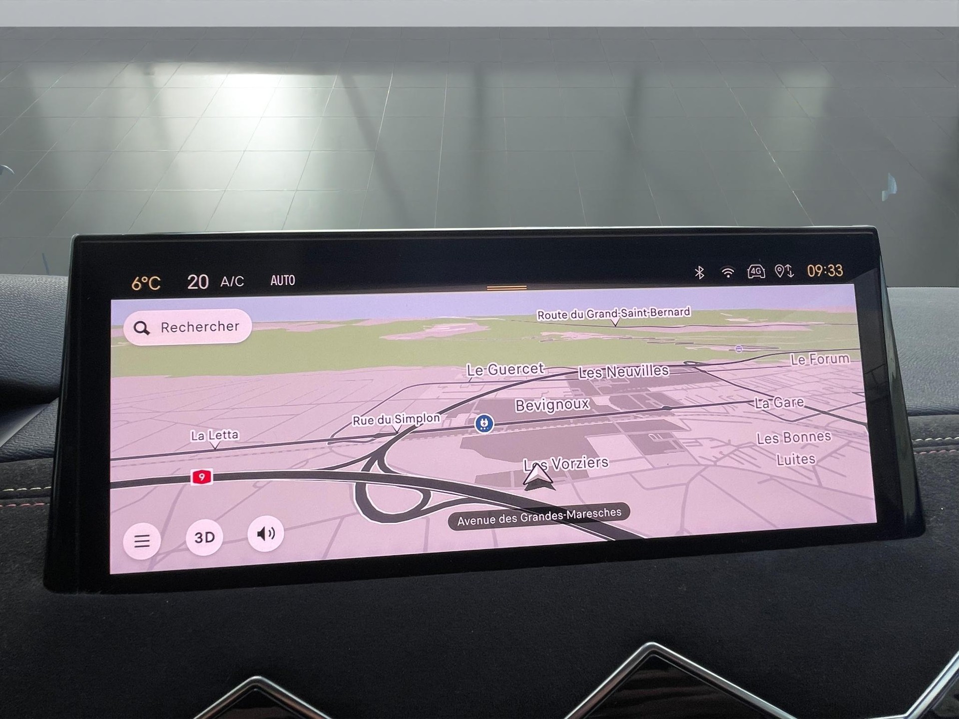 DS AUTOMOBILES 3 E-Tense Ligne Noire-image-8