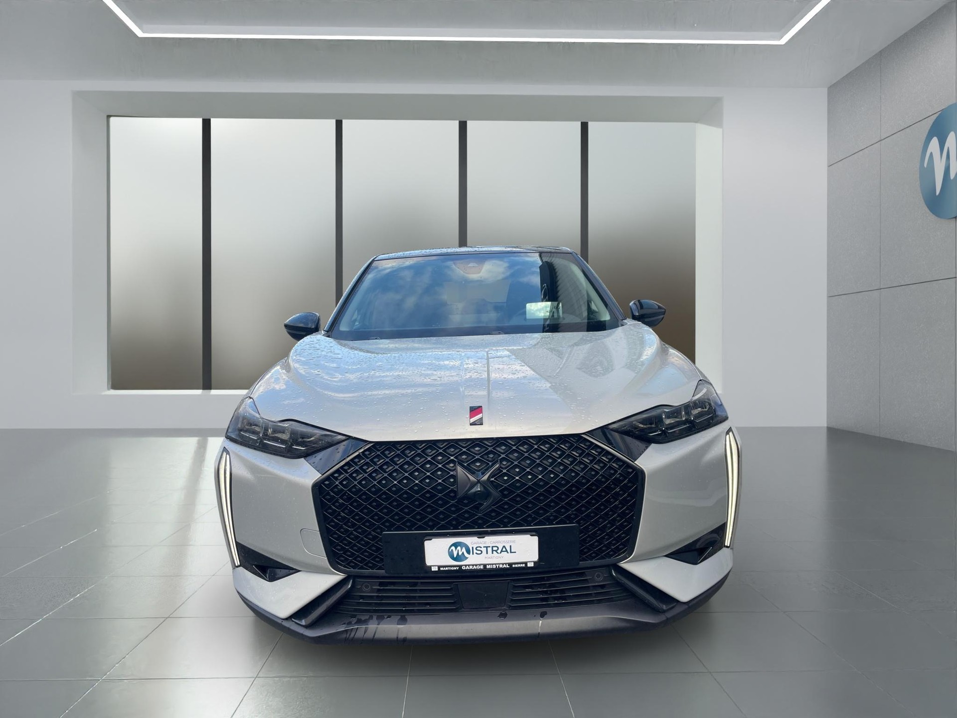 DS AUTOMOBILES 3 E-Tense Ligne Noire-image-5