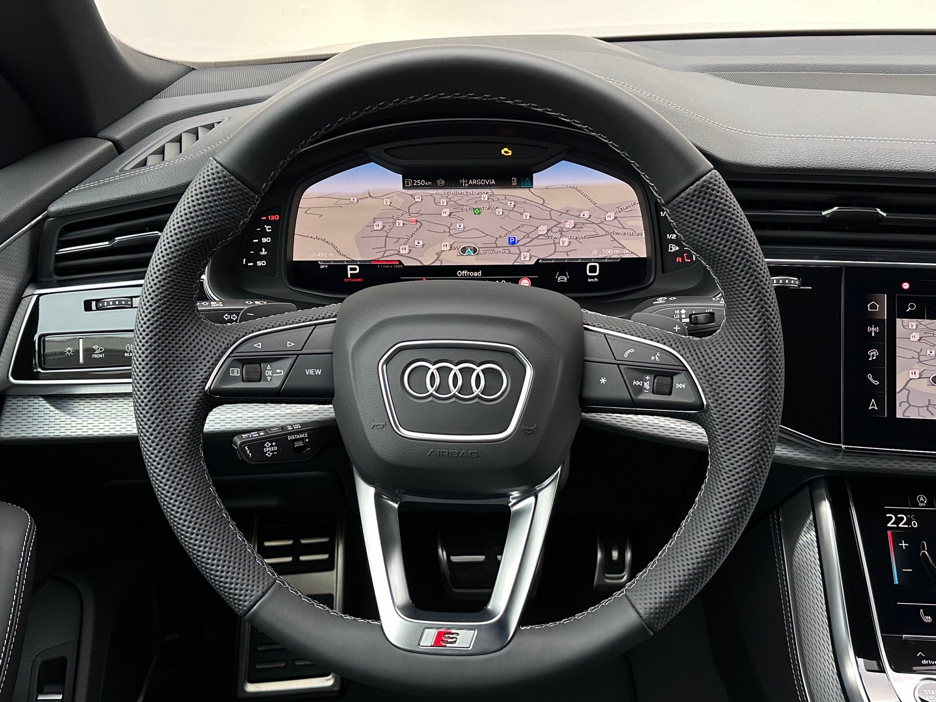 AUDI Q8 SUV 50 TDI quattro tiptronic-image-5