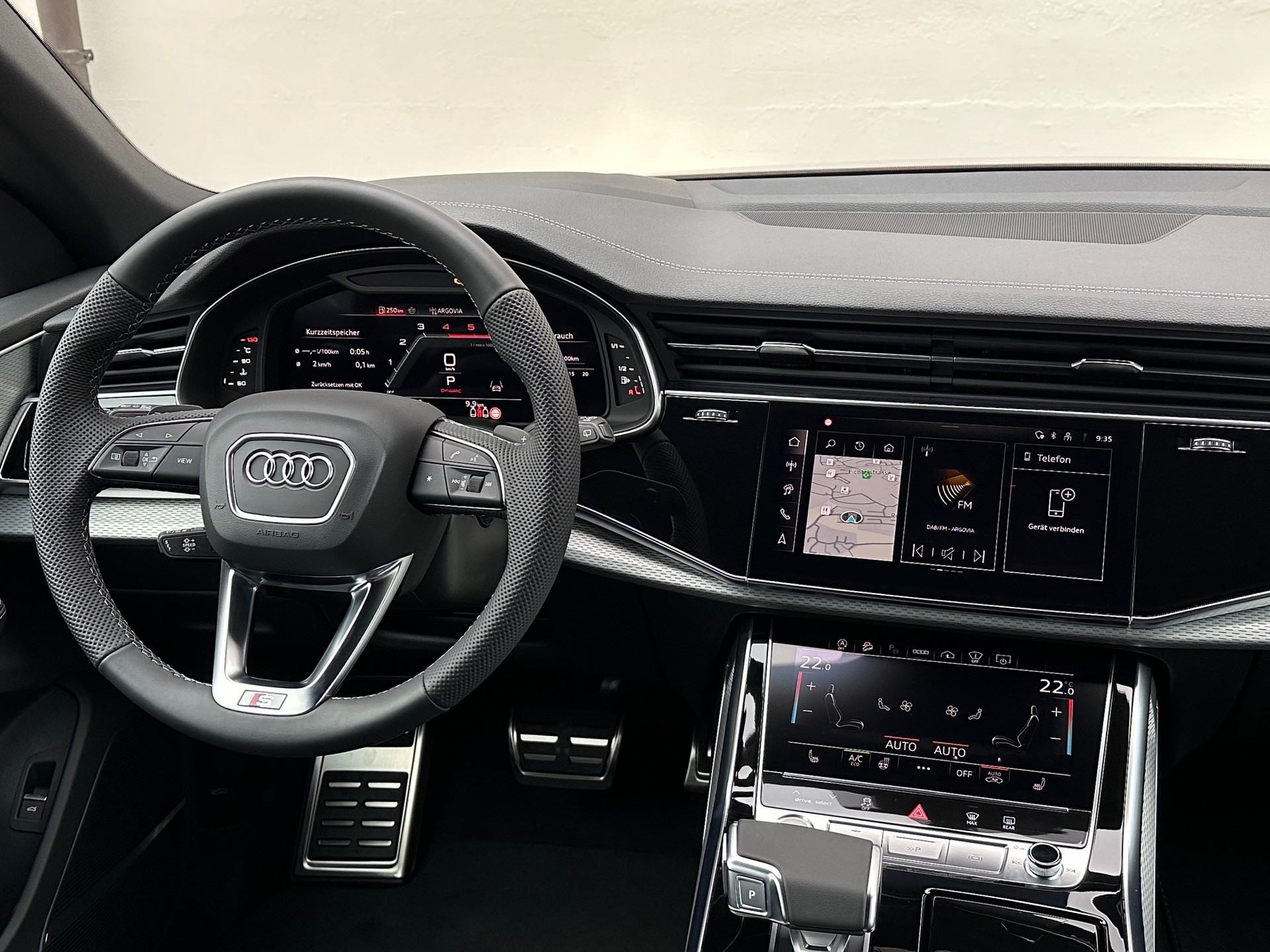 AUDI Q8 SUV 50 TDI quattro tiptronic-image-4