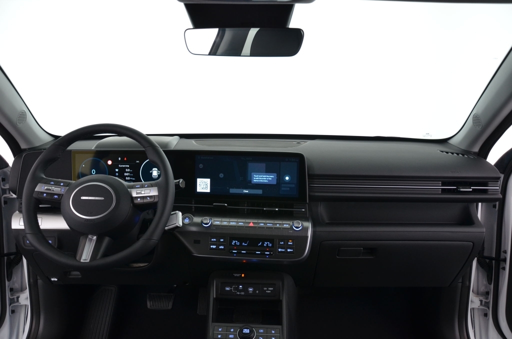 HYUNDAI Kona EV 65.4 kWh Prestige Plus-image-11