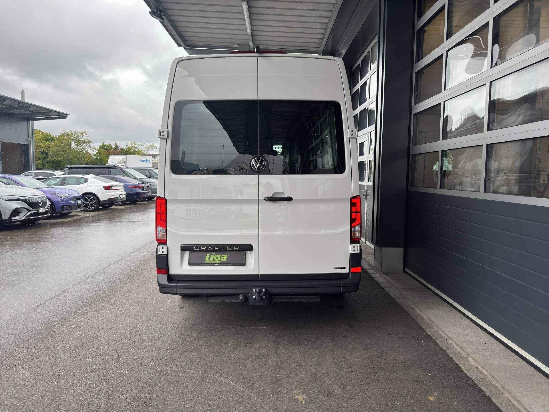 VW Crafter 35 Kaw. 3640 2.0 BI-TDI 177 4Motion-image-4
