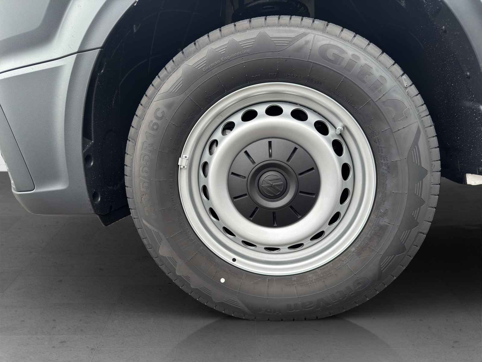 VW Crafter 35 Kaw. 3640 2.0 BI-TDI 177 4Motion-image-5