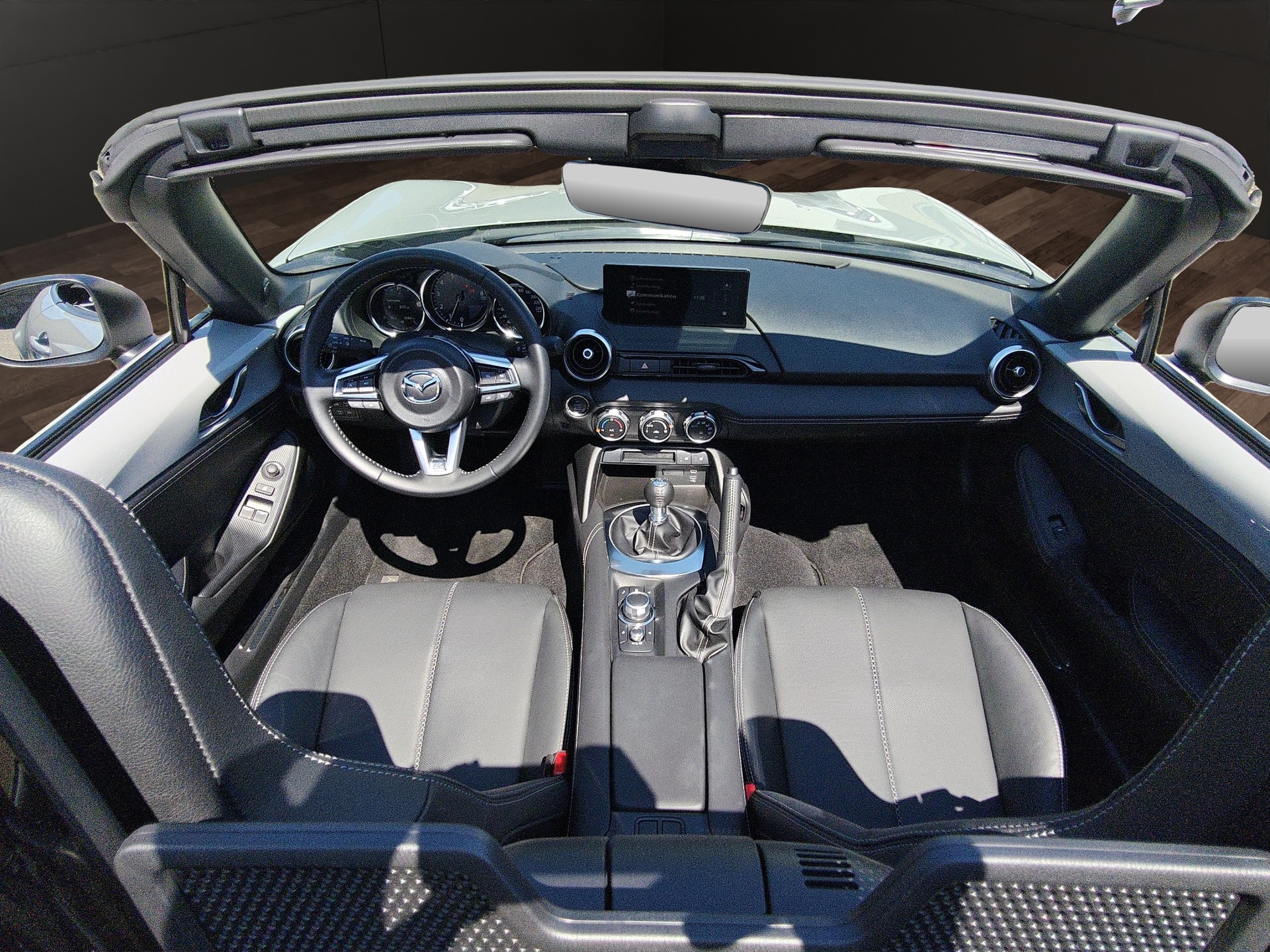 MAZDA MX-5 Skyactiv-G 132 Exclusive-line-image-10