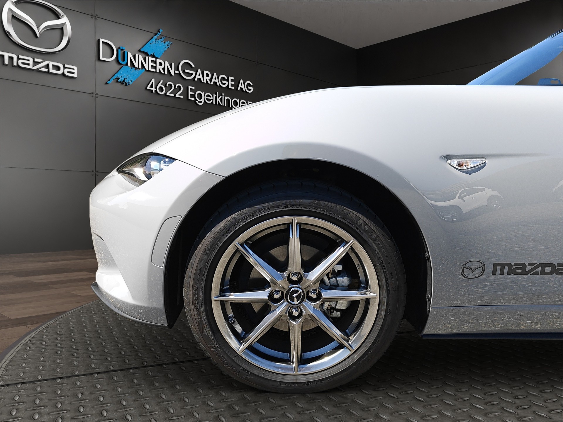 MAZDA MX-5 Skyactiv-G 132 Exclusive-line-image-6
