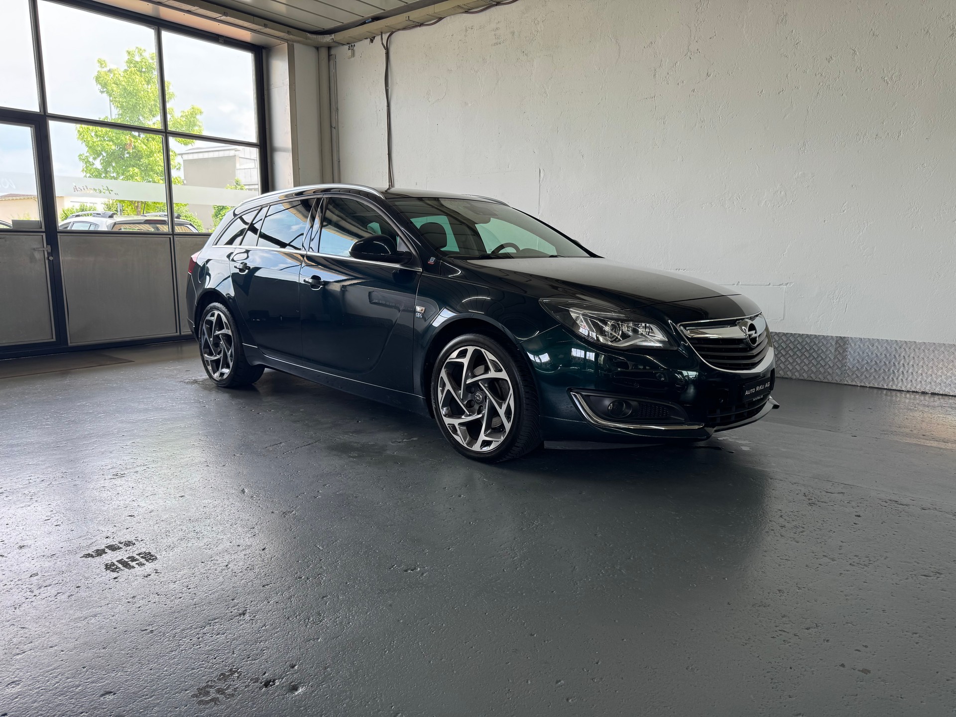 OPEL Insignia Sports Tourer 2.0 CDTI Sport 4WD Aut.-image-1