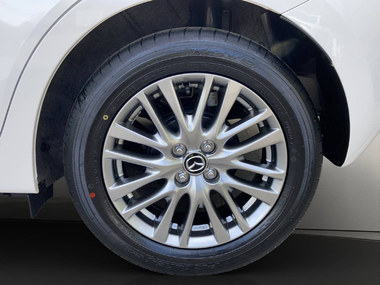 MAZDA 2 1.5 115 PS Exclusive-Line-image-3