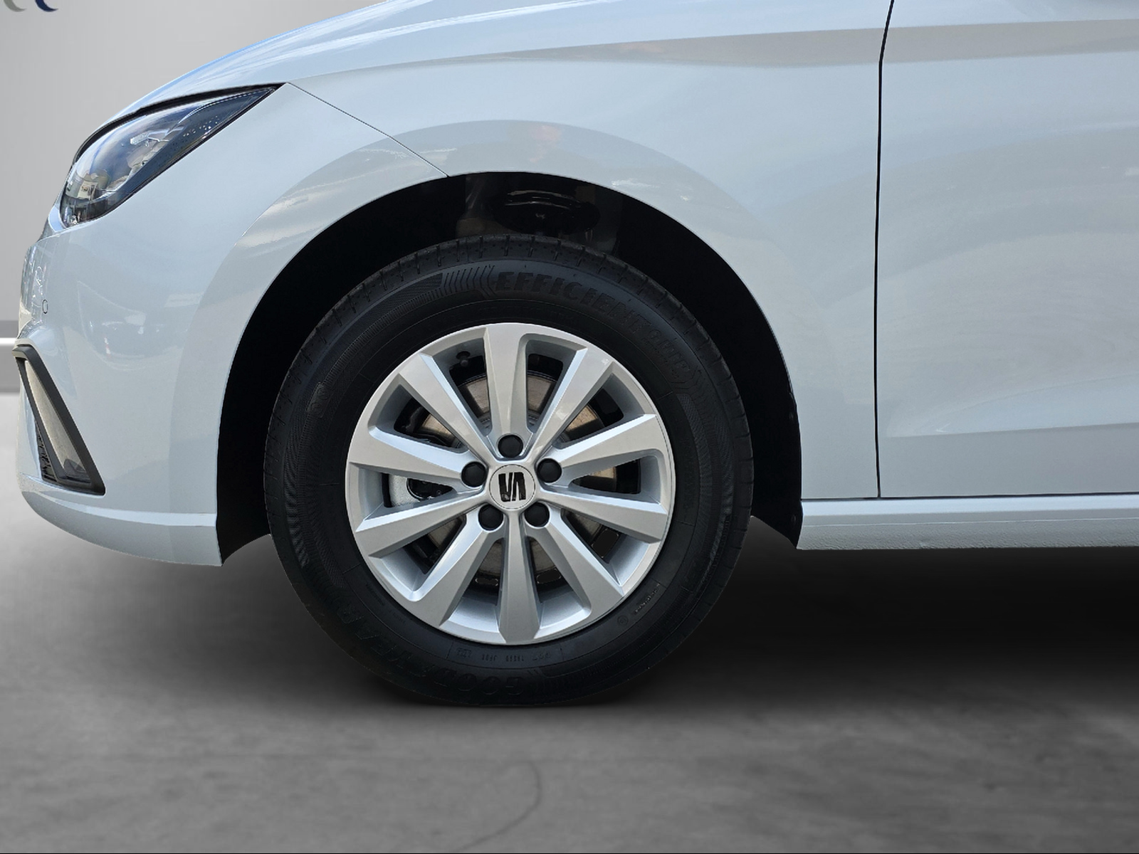 SEAT Ibiza 1.0 EcoTSI Business Edition DSG-image-2