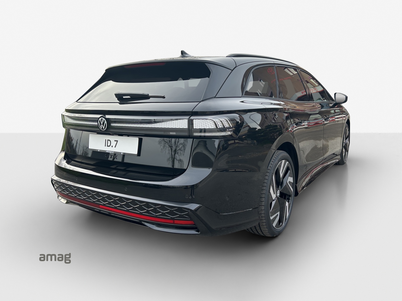 VW ID.7 Tourer GTX 86 kWh GTX 4 Motion-image-4