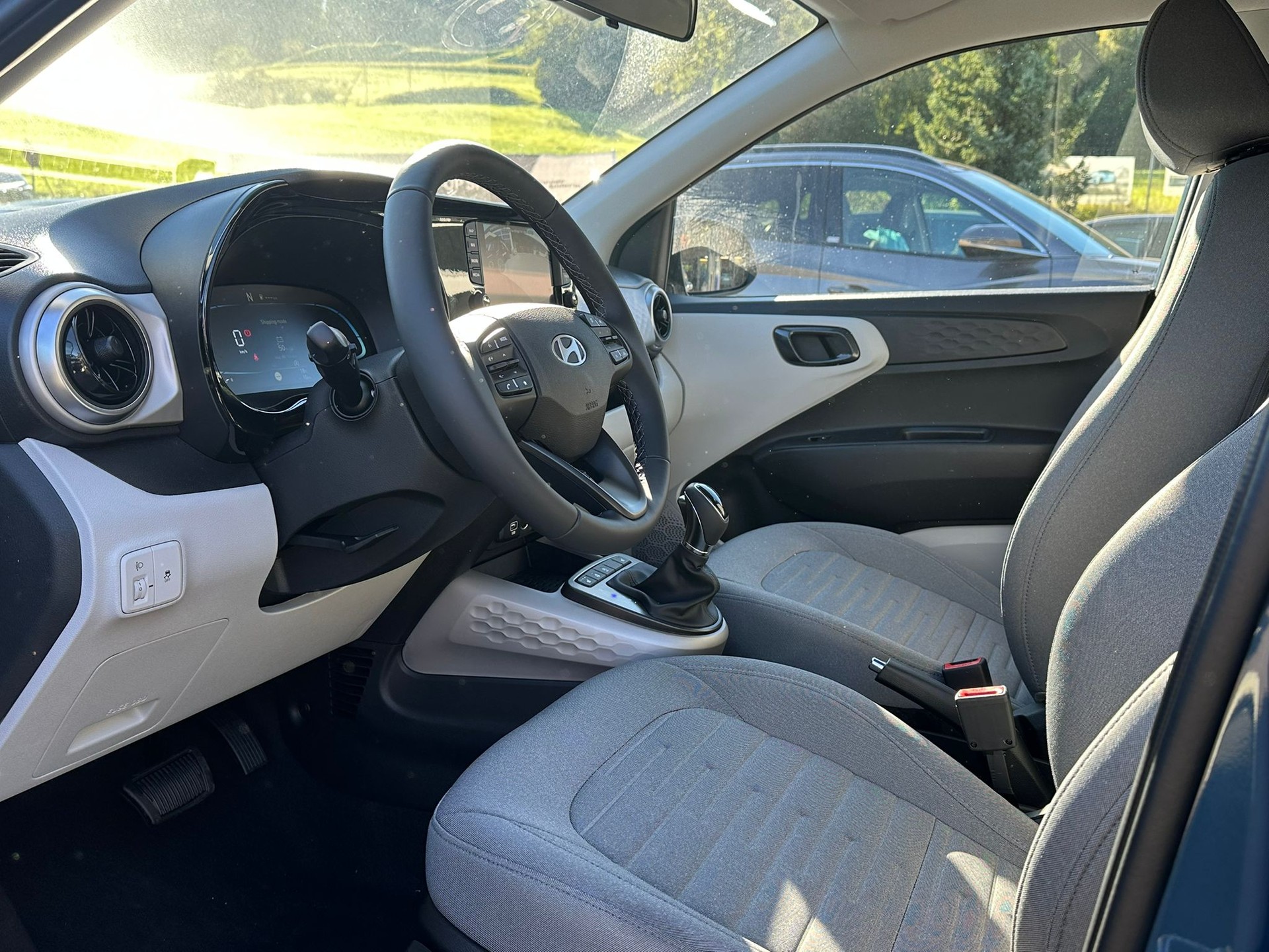 HYUNDAI i10 1.2 Vertex Aut.-image-9