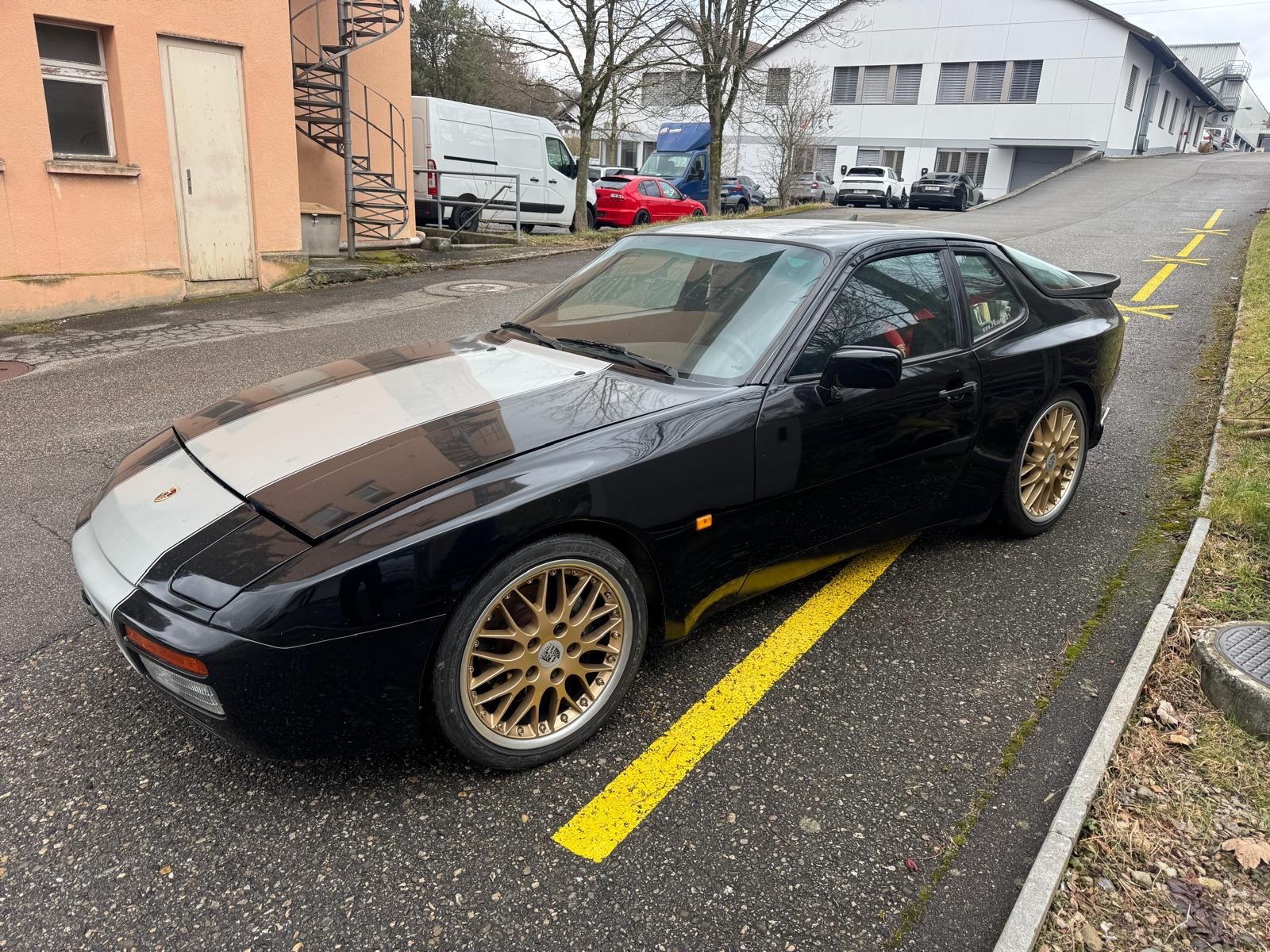 PORSCHE 944 Turbo S-image-2