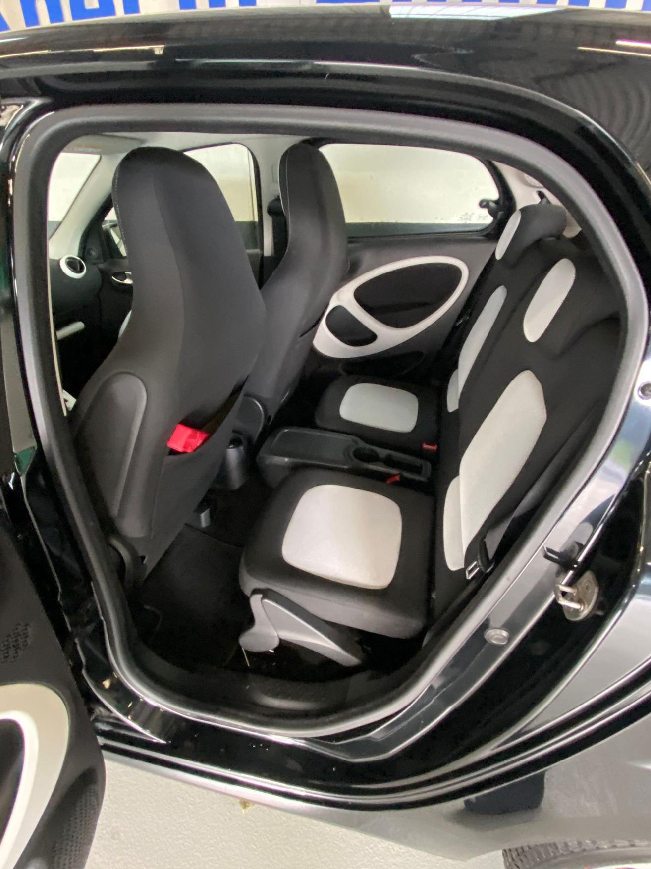 SMART Forfour 1.0 71 Passion twinamic-image-6