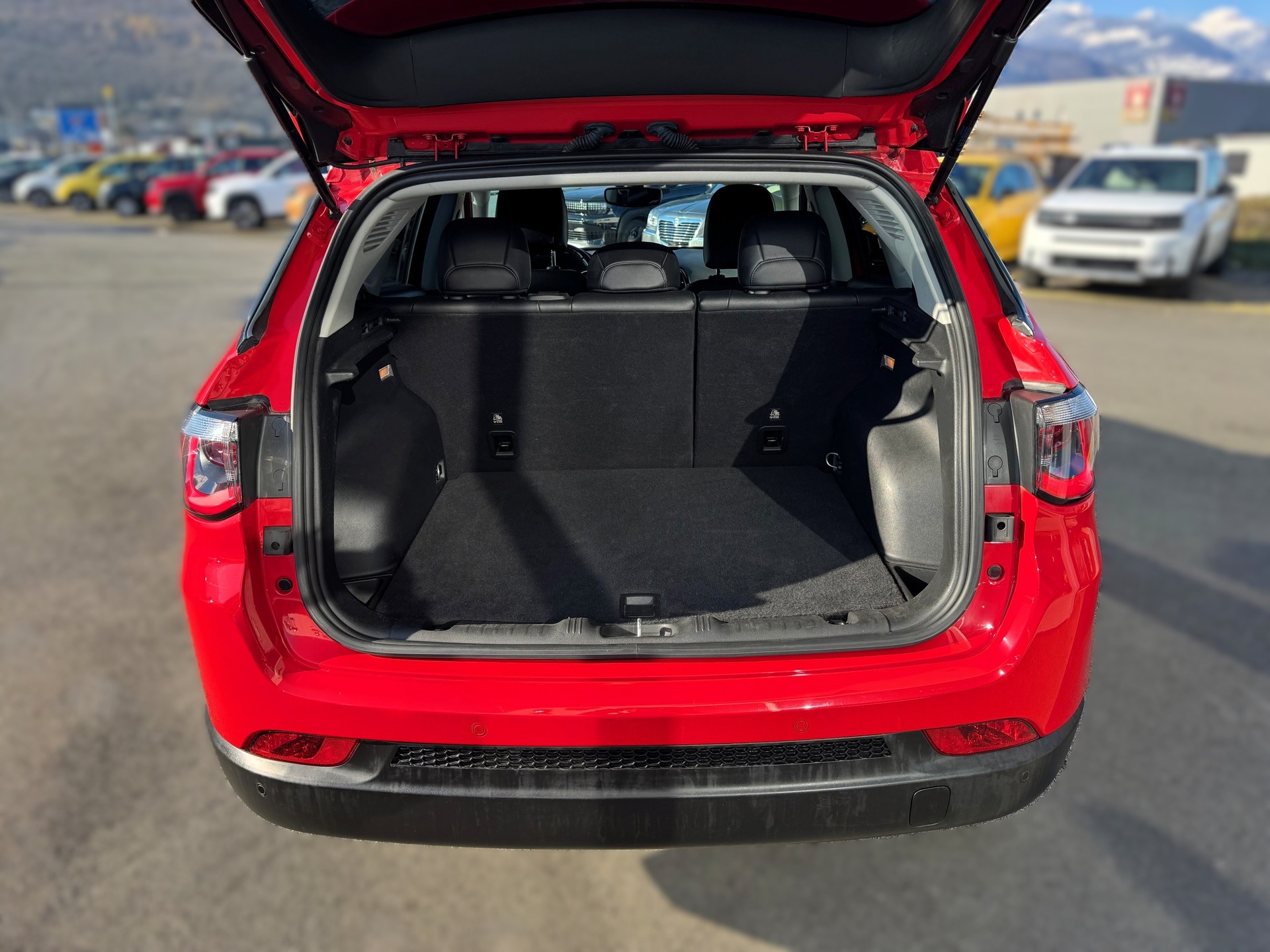 JEEP Compass 4x2 1.3 Turbo Night Eagle DKG-image-18