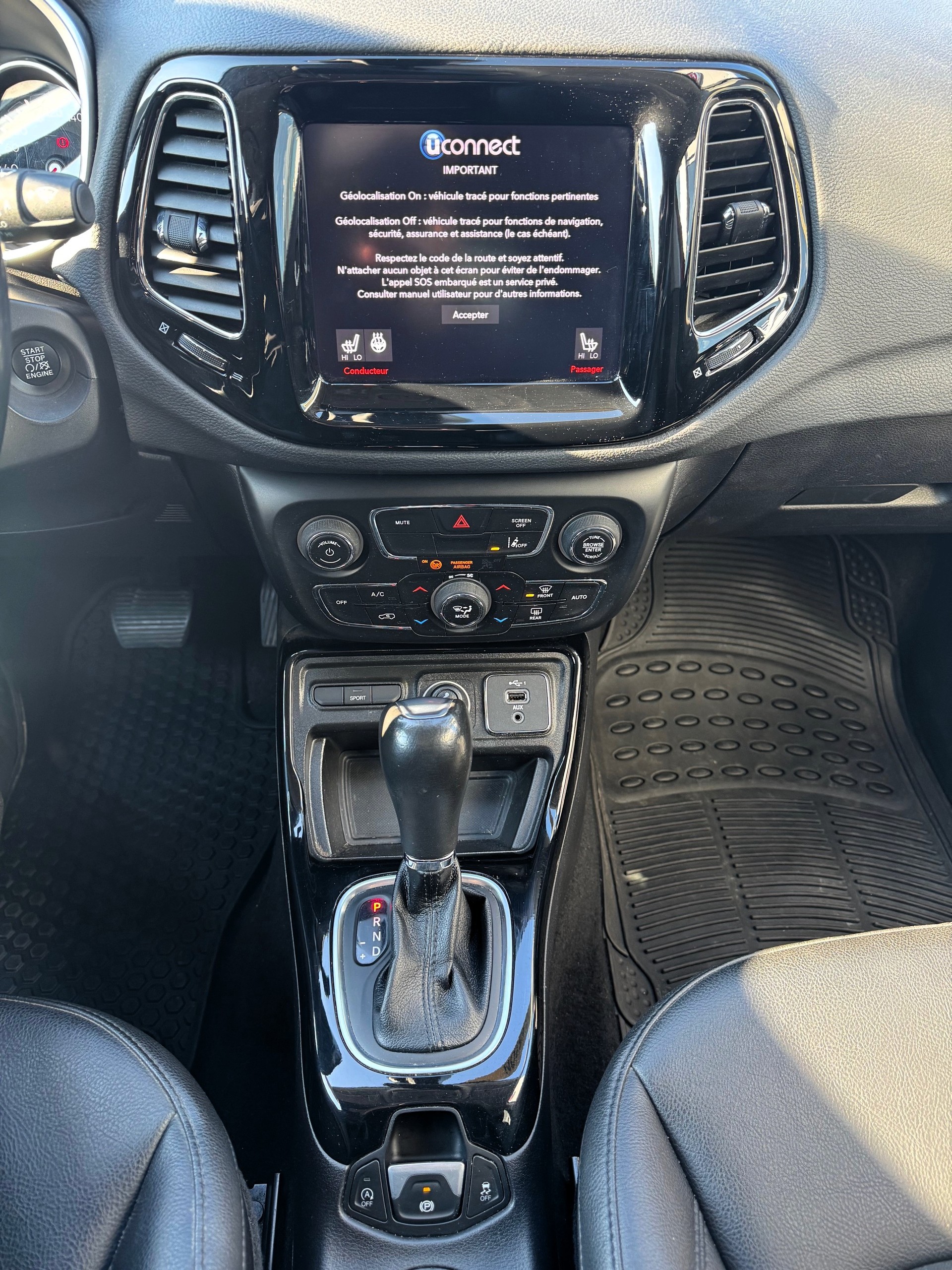 JEEP Compass 4x2 1.3 Turbo Night Eagle DKG-image-10