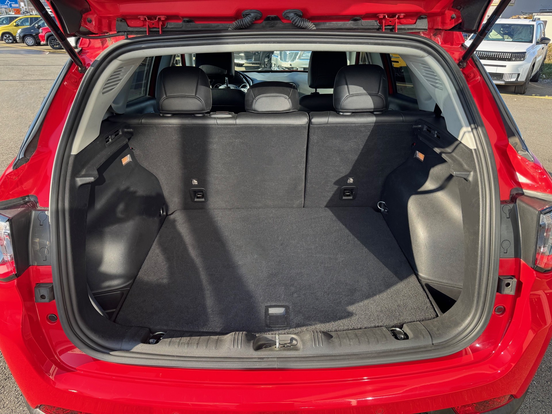 JEEP Compass 4x2 1.3 Turbo Night Eagle DKG-image-19