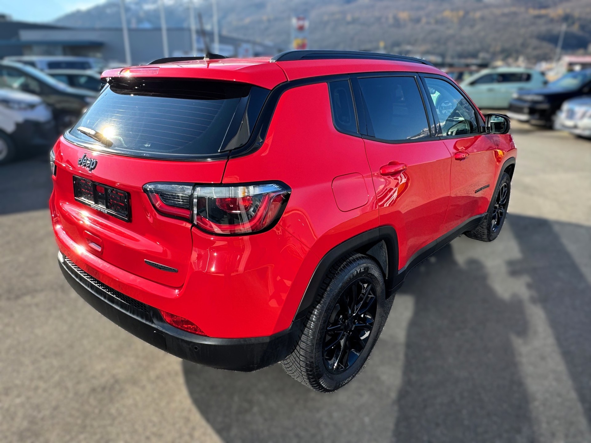 JEEP Compass 4x2 1.3 Turbo Night Eagle DKG-image-5
