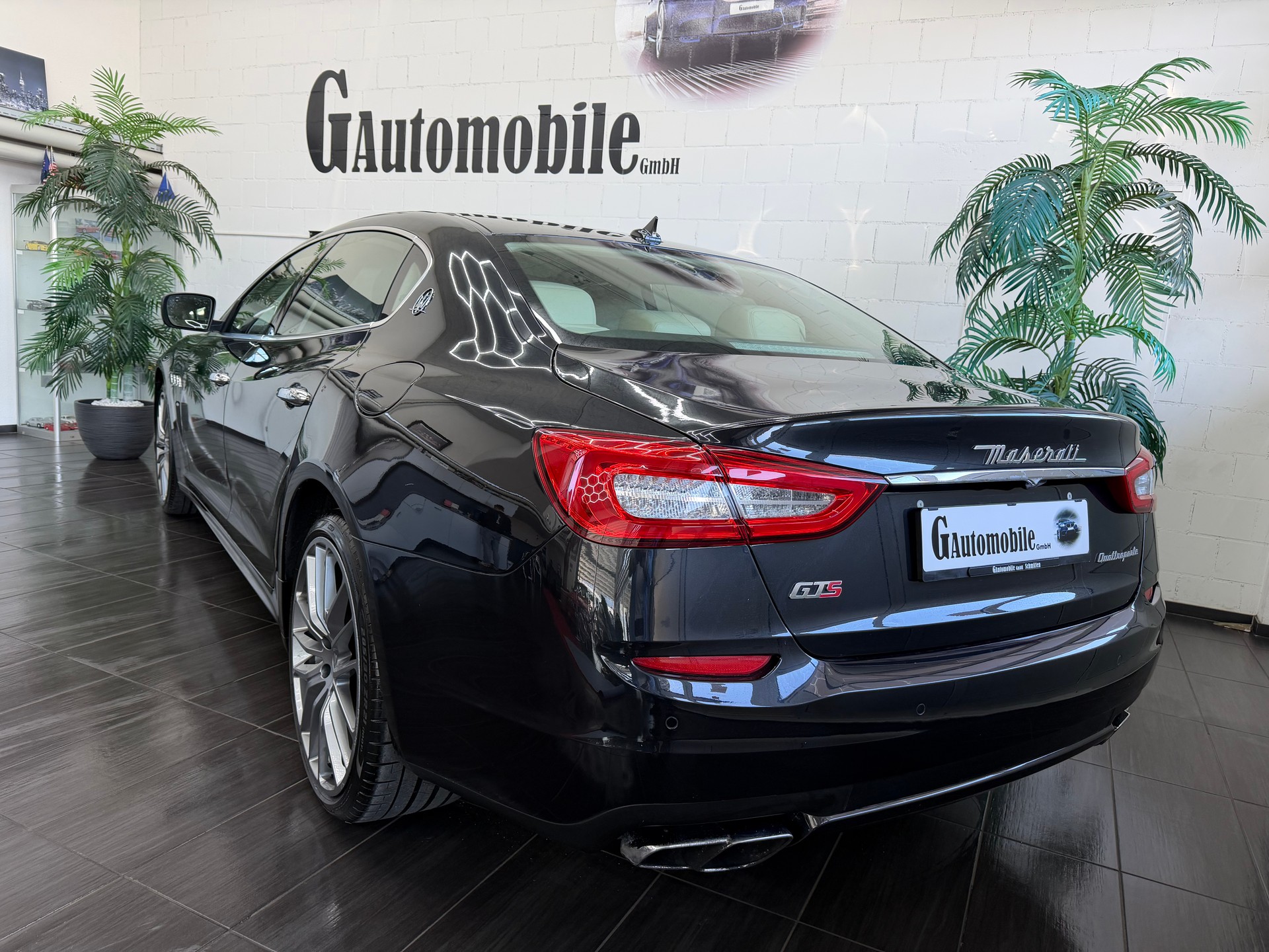 MASERATI Quattroporte 3.8 V8 GTS Nerissimo Automatica ⭐️-image-7
