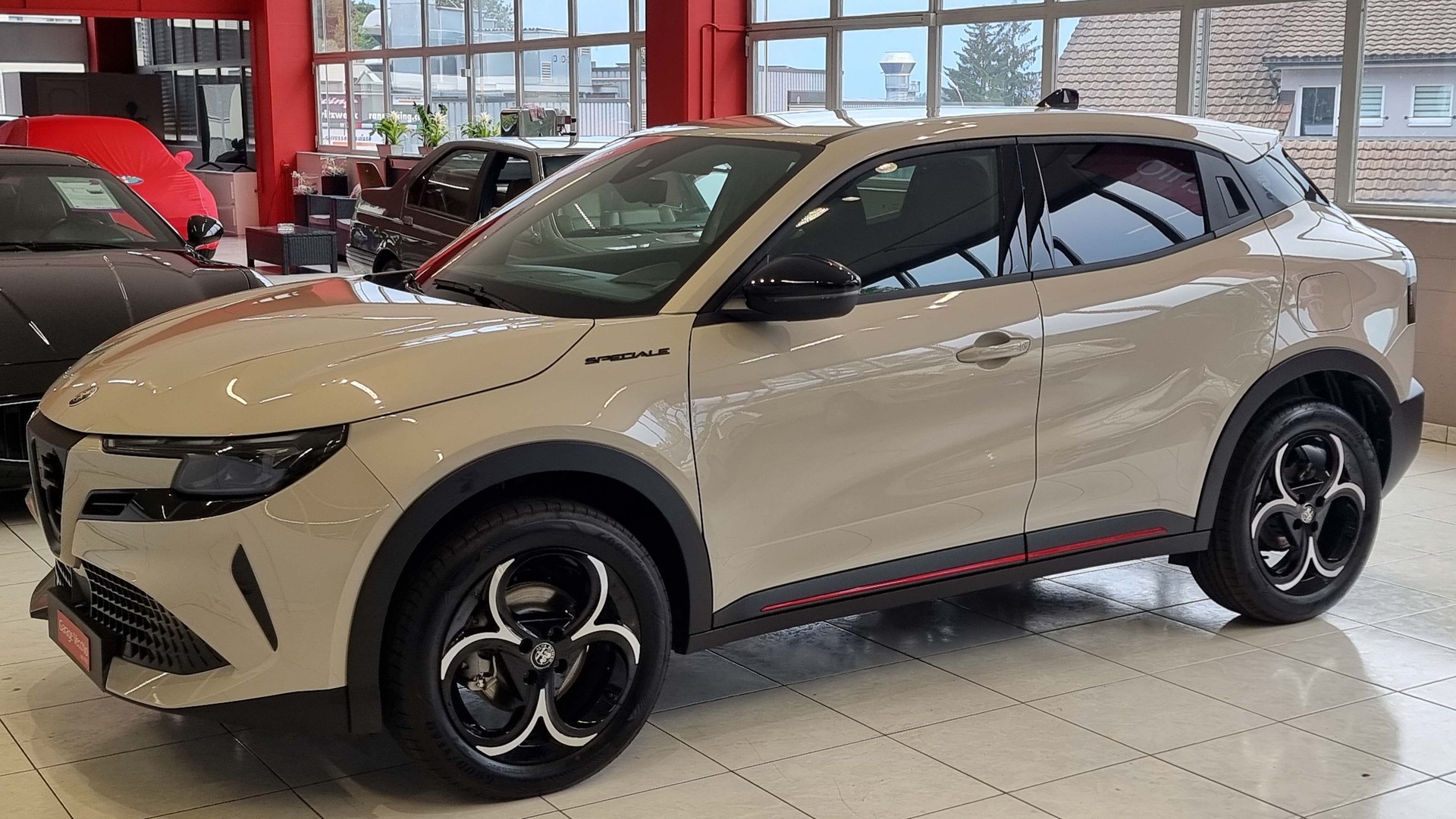 ALFA ROMEO Junior 1.2 Ibrida Speciale-image-1
