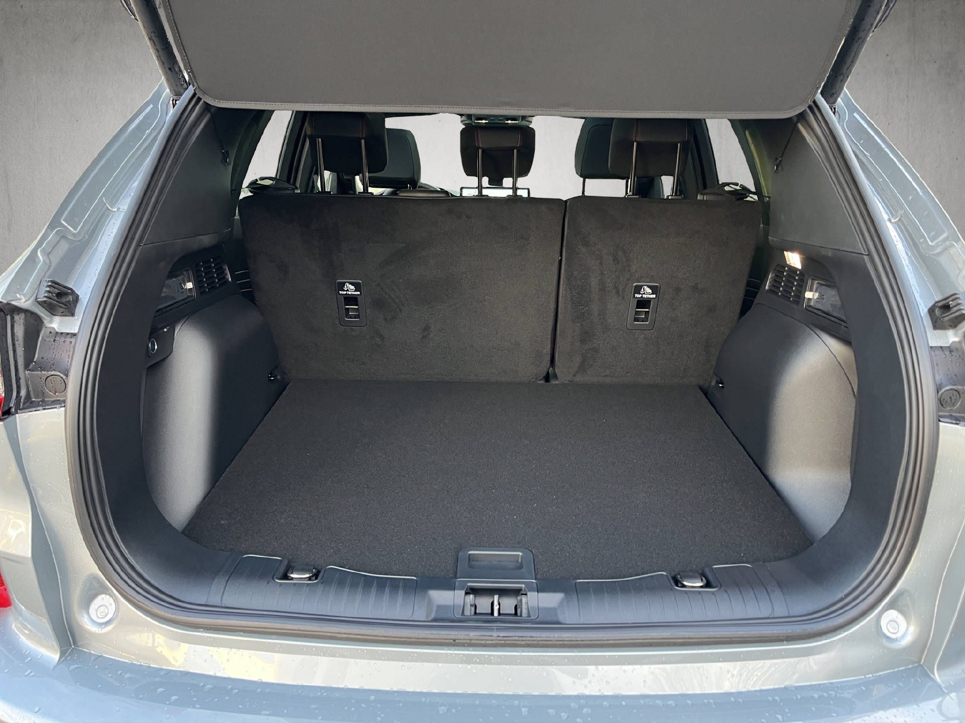 FORD Kuga 2.5 Hybrid ST-Line X 4x4-image-20