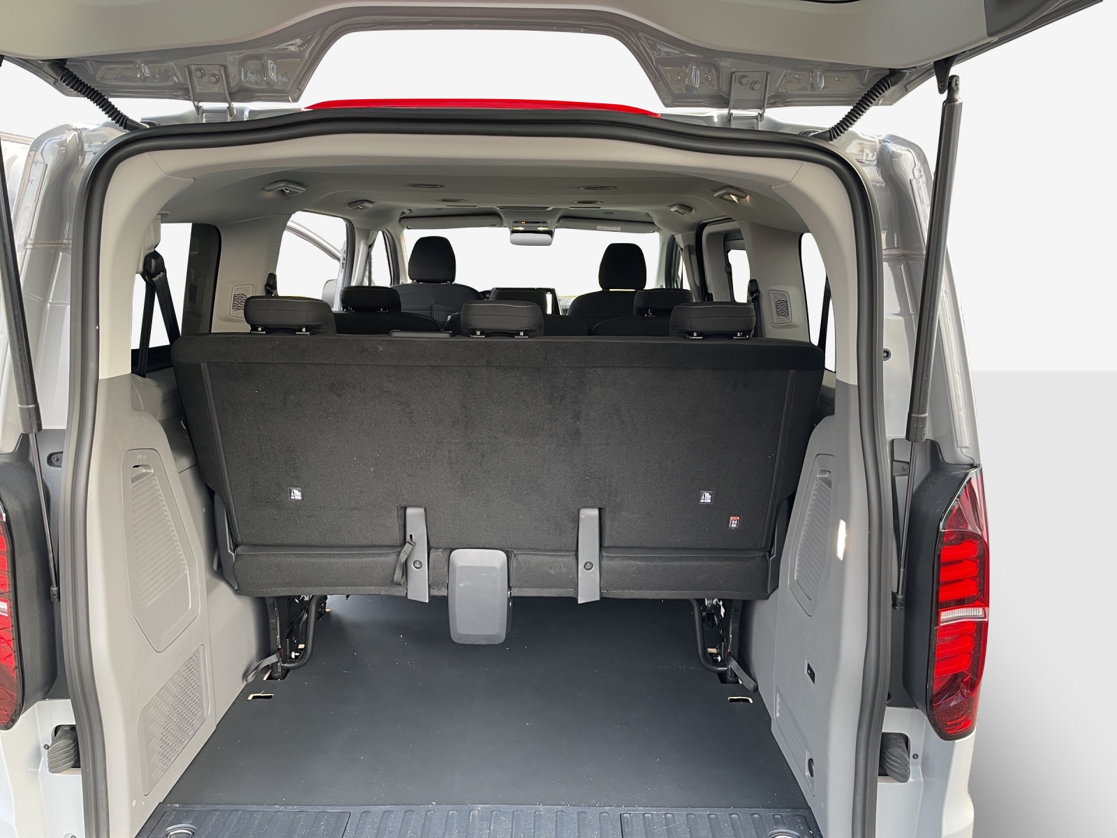VW Caravelle 2.0 TDI Style Aut.8 4 Motion-image-11
