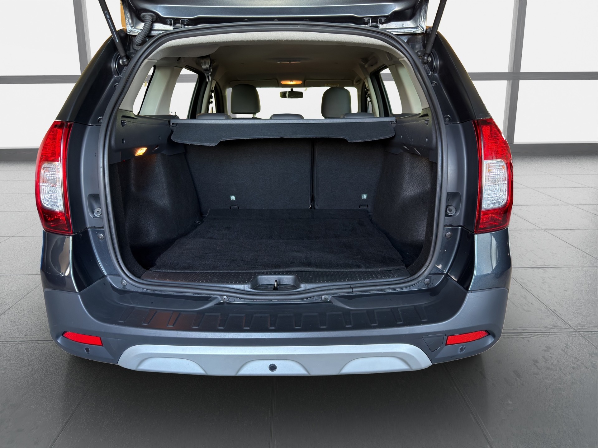 DACIA Logan MCV 0.9 Stepway Unlimited Automatic-image-5