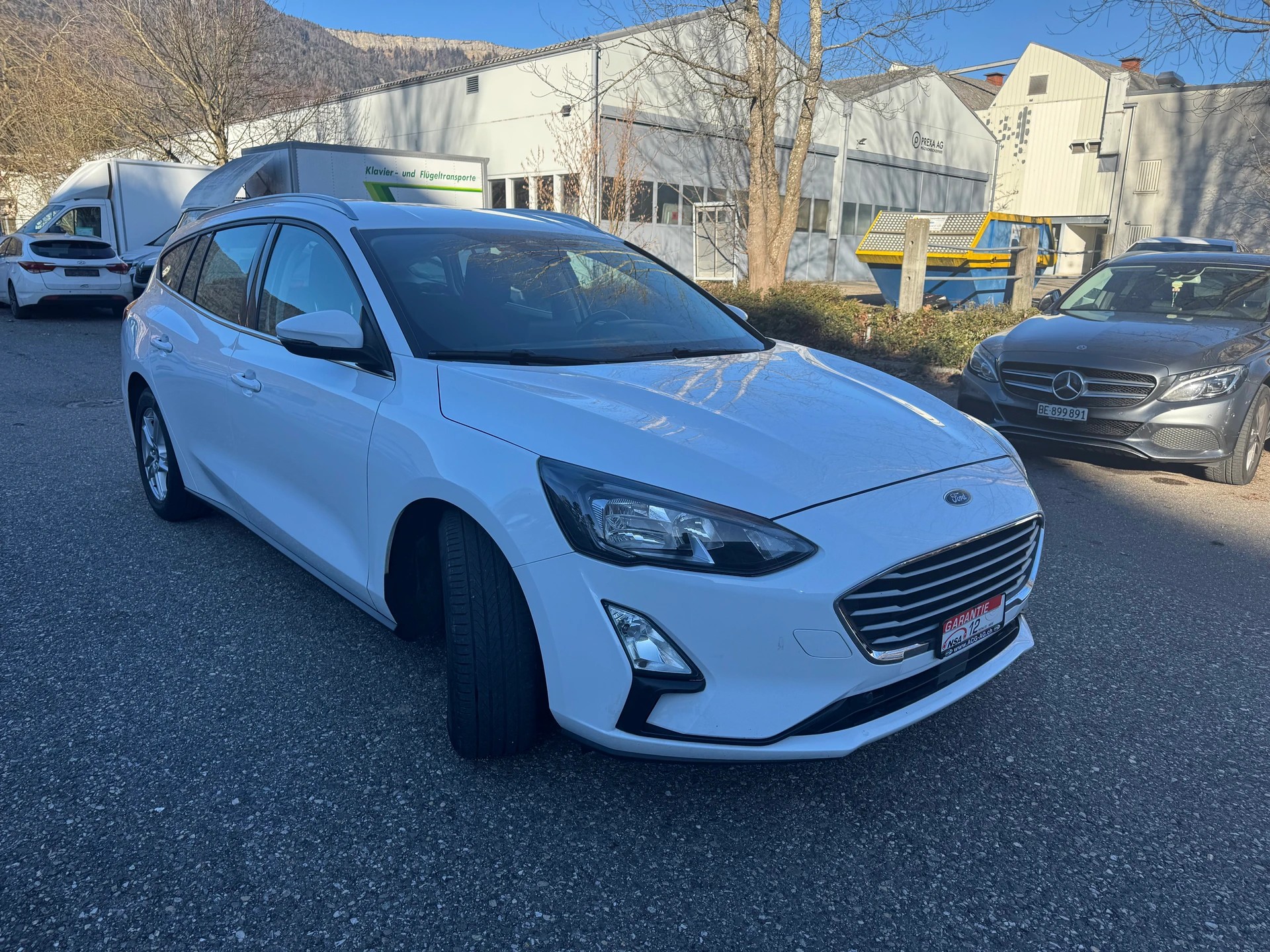 FORD Focus 1.5 TDCi Business Automatic ** Gr. Navi * Klima * PDC V&H * Tempomat * Frisch Ab MFK-image-5