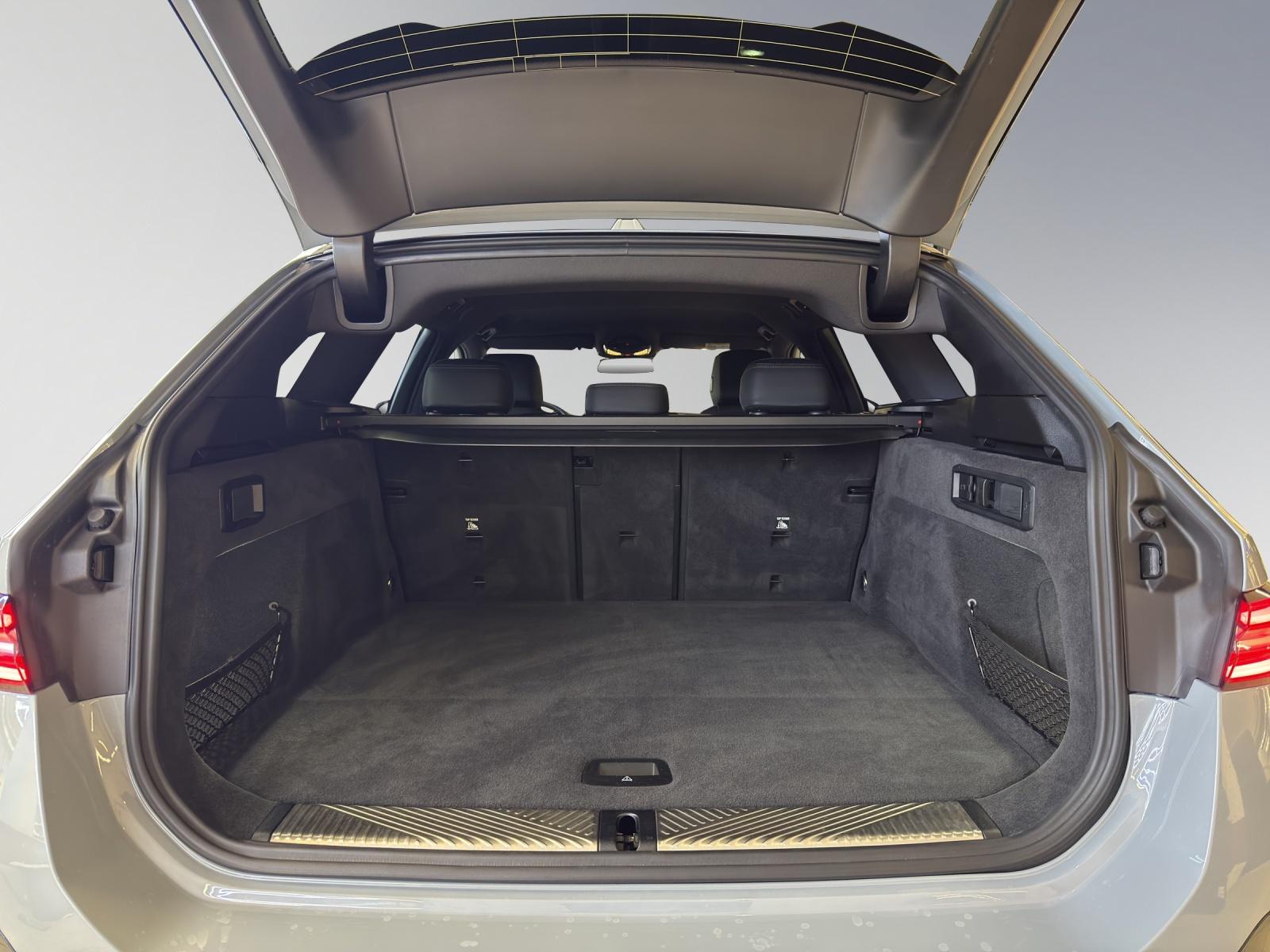 BMW 520d xDrive Touring M-SportPaket-image-17
