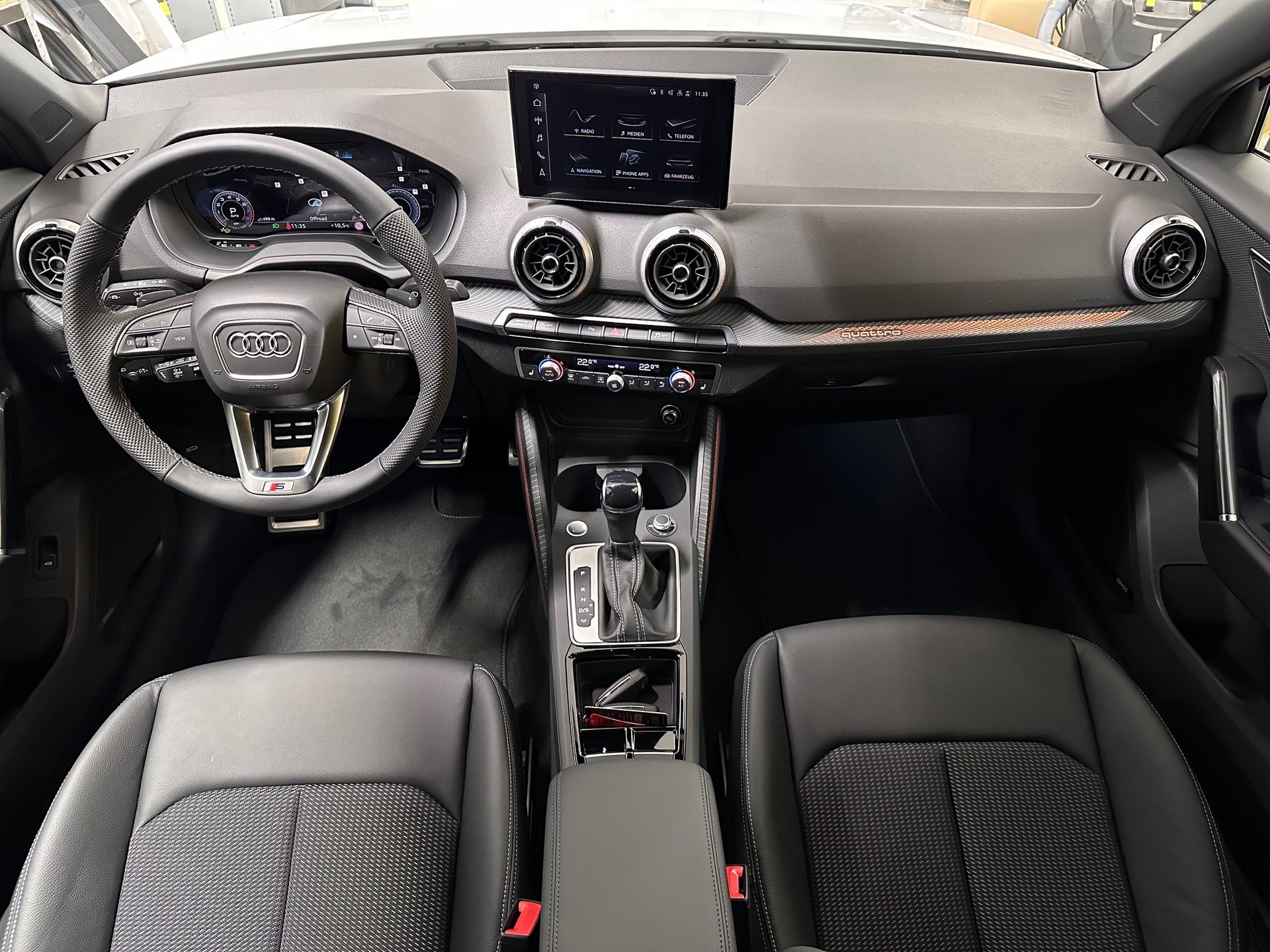 AUDI Q2 40 TFSI S line Attraction quattro S-tronic-image-8